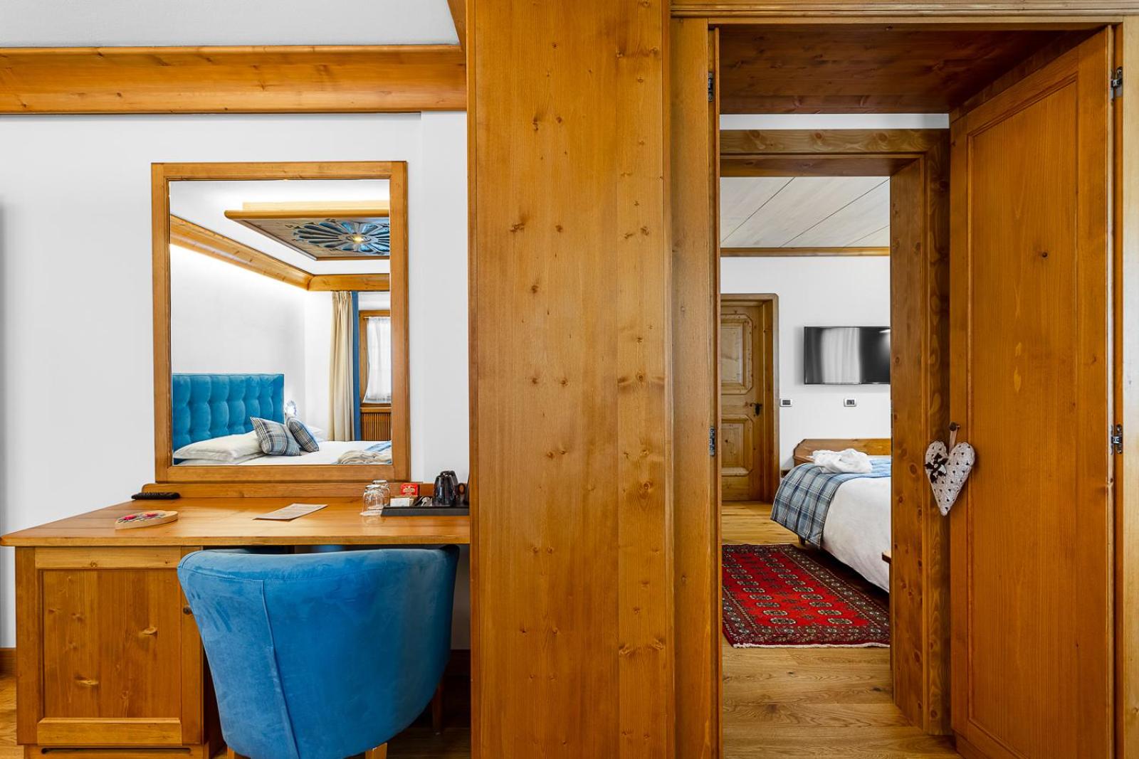 Suite - Photo 3