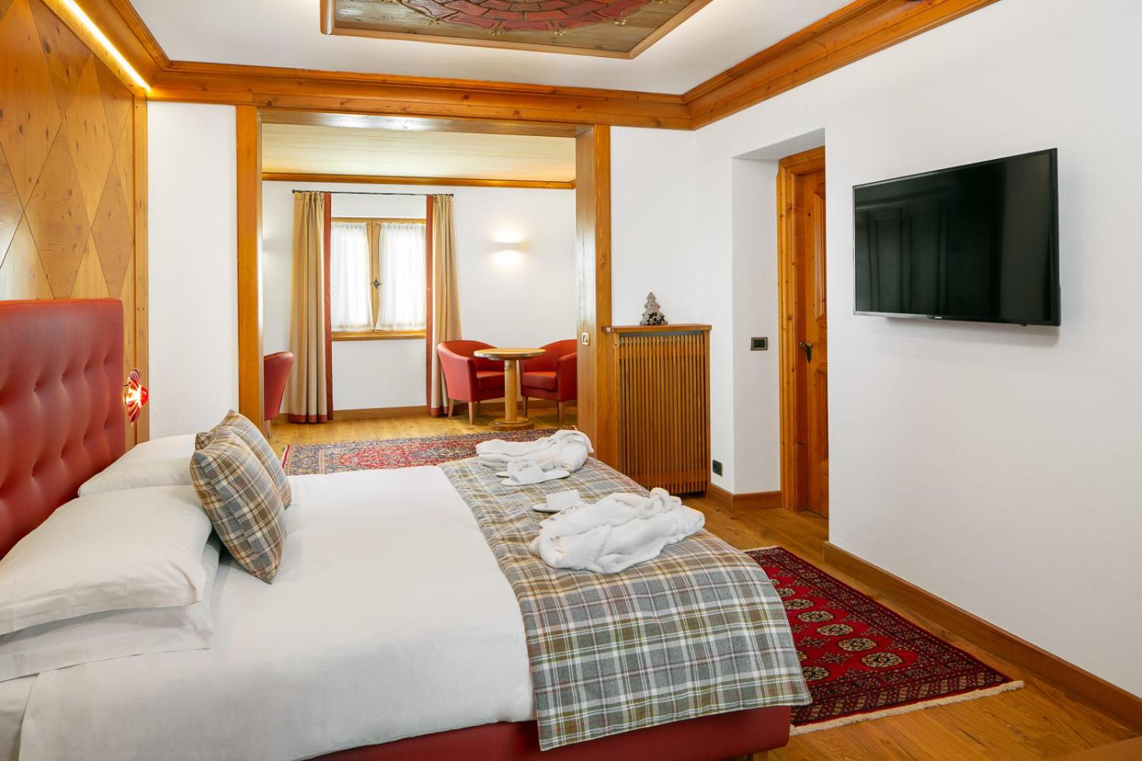 Suite - Photo 14