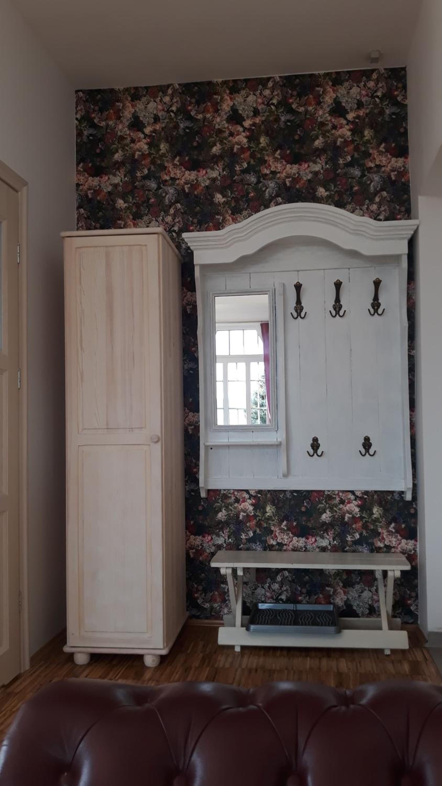 Large Double Room - Photo 2