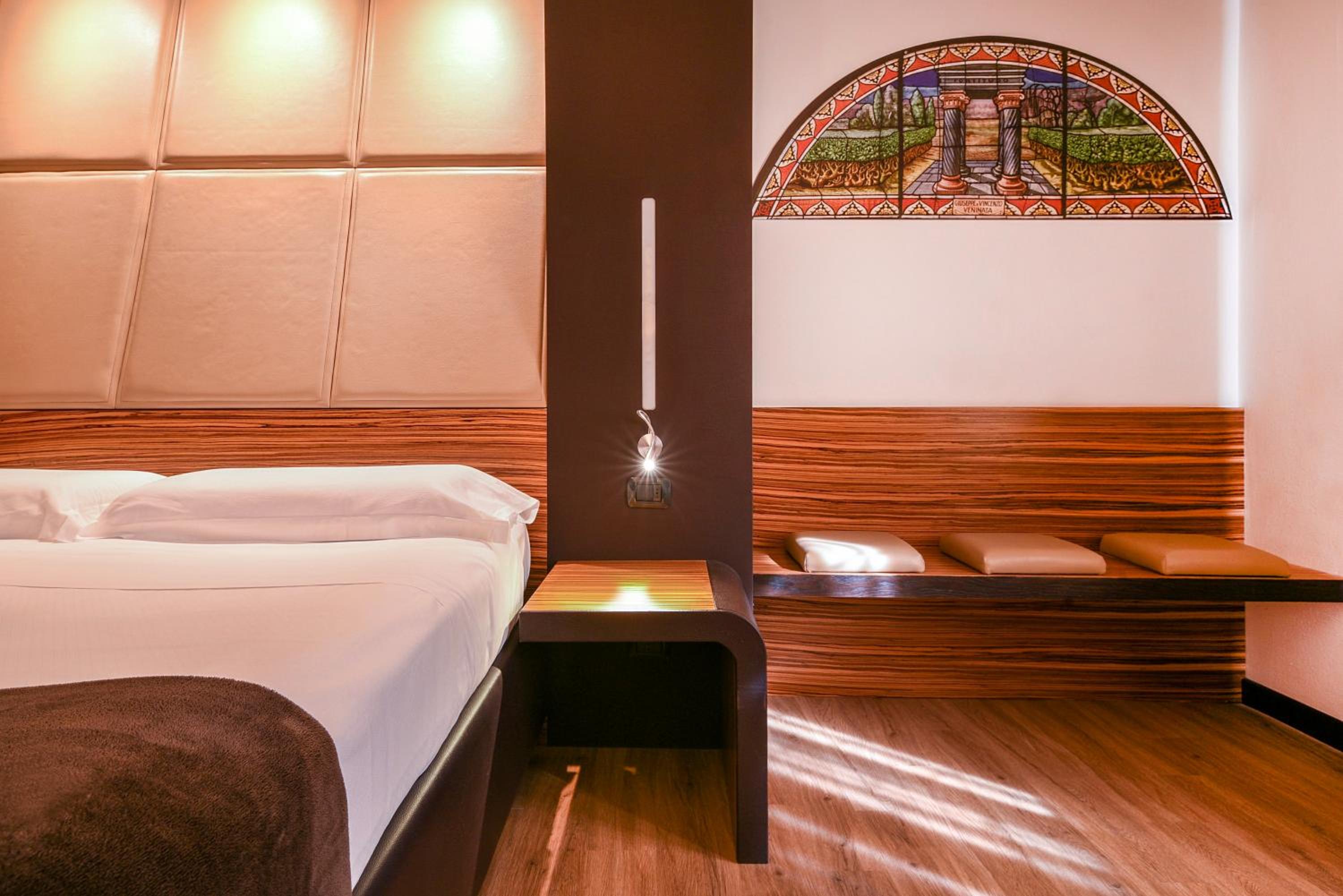 Junior Suite - Photo 8