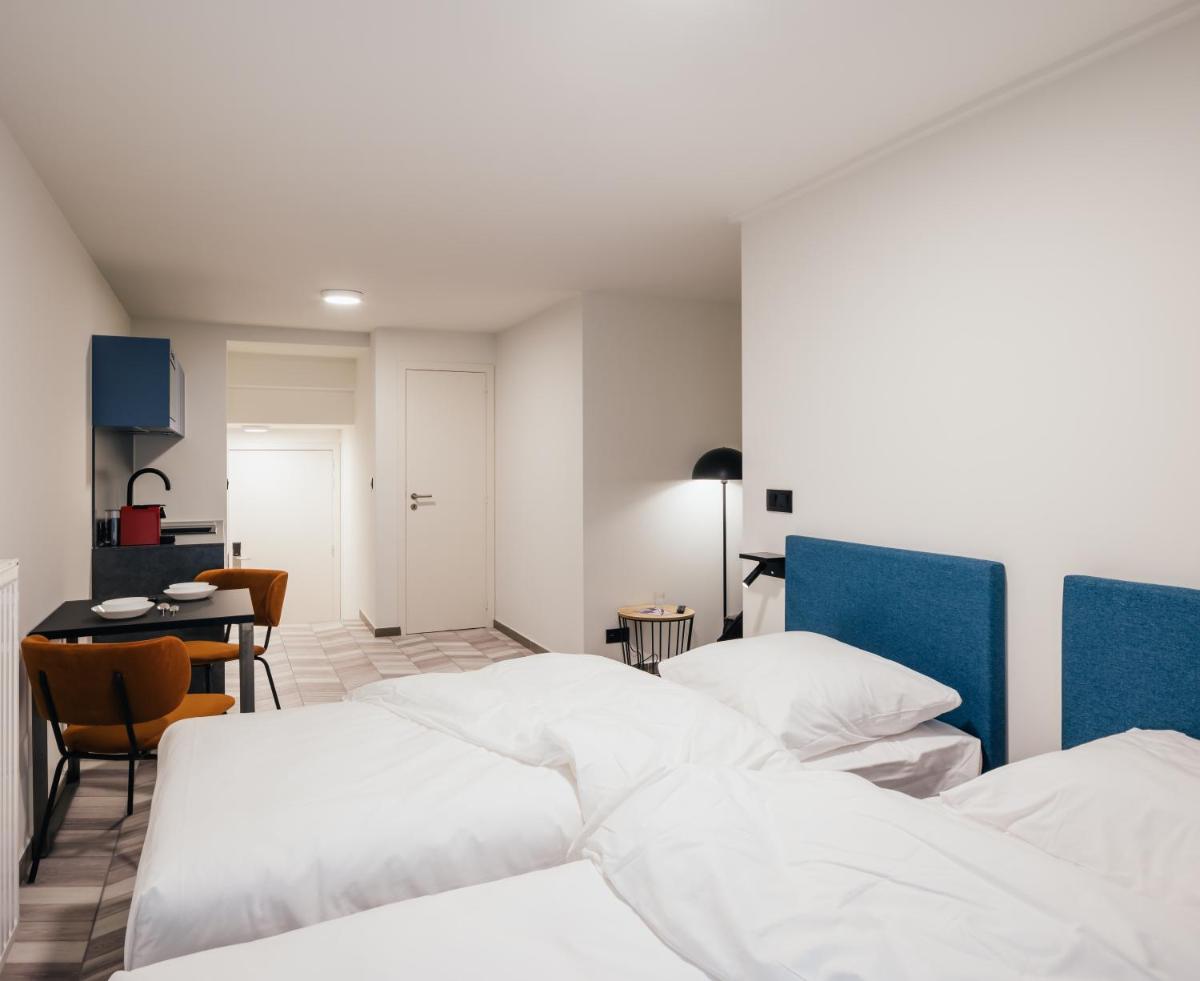Standard Twin Room photo 2