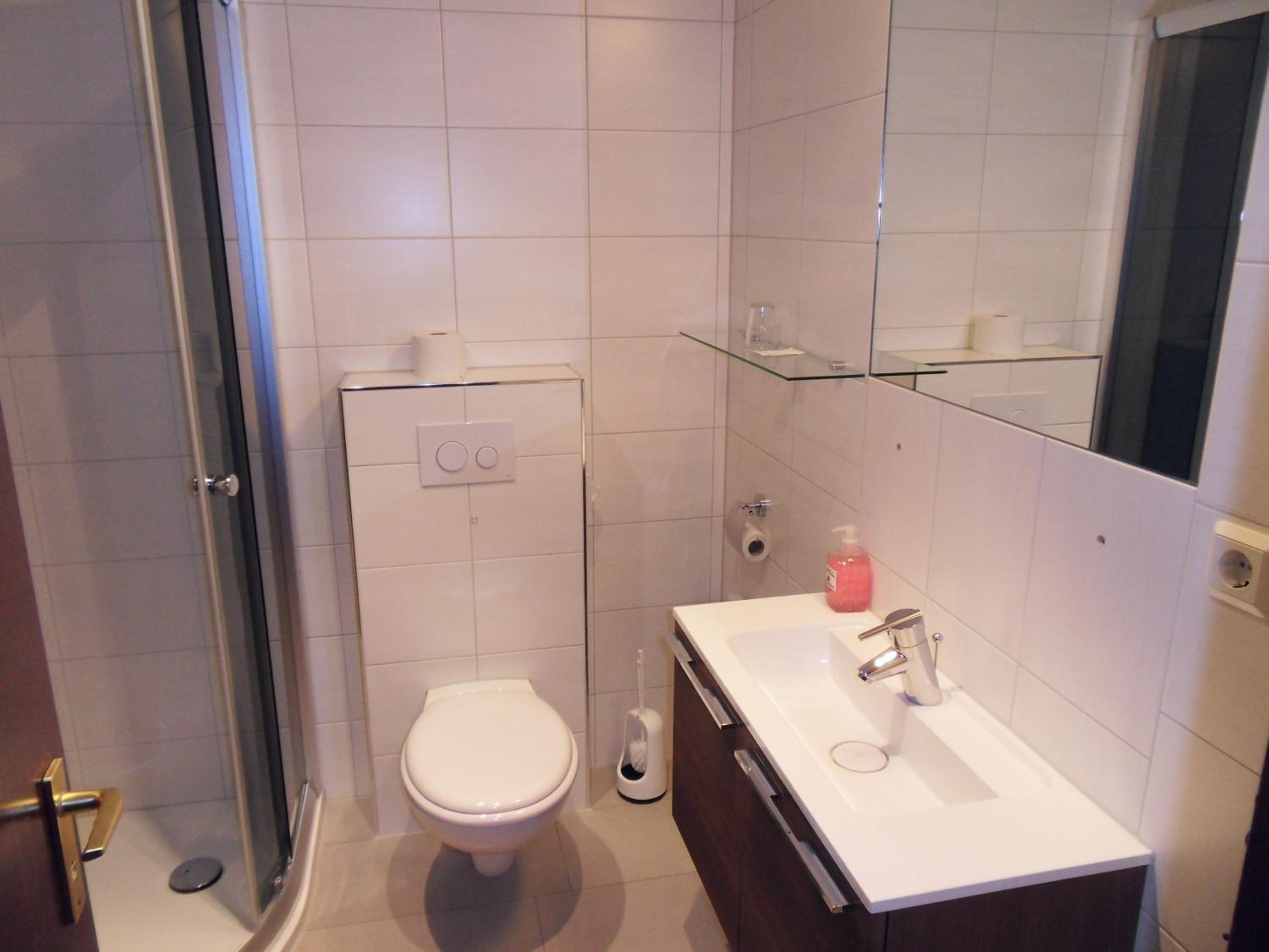 Triple Room with Balcony - Photo 4