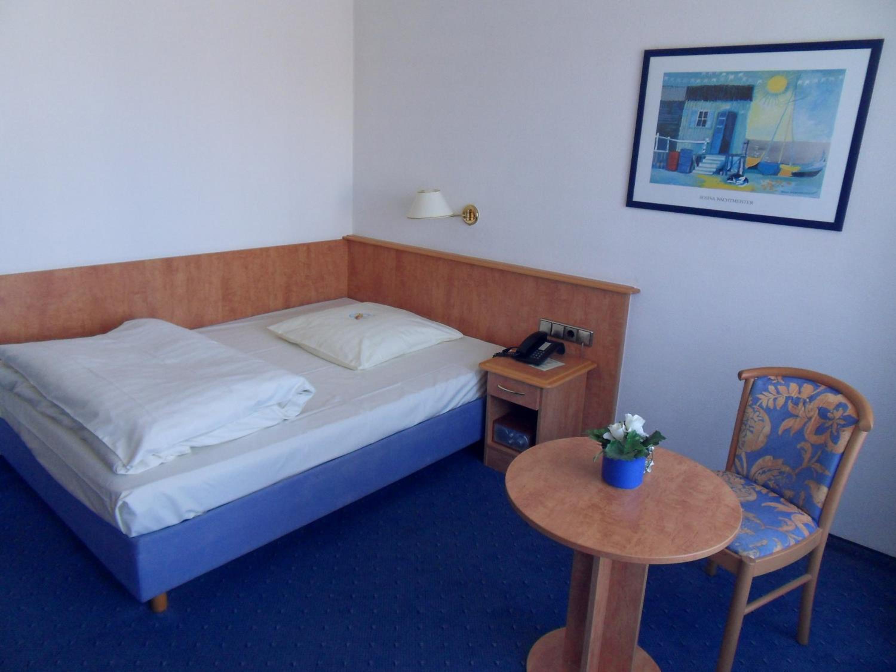 Single Room with Balcony photo 1
