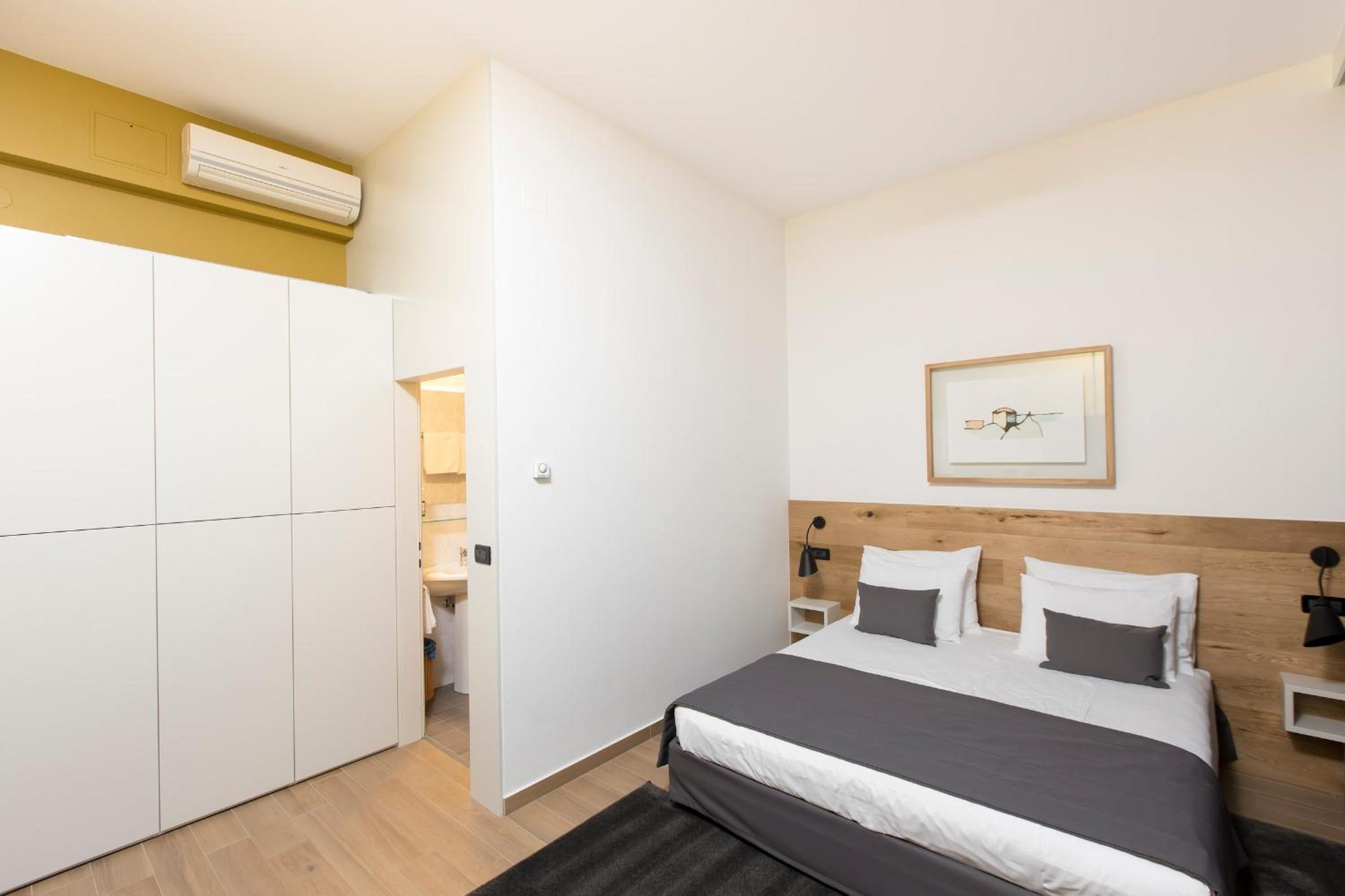 Double Room photo 2