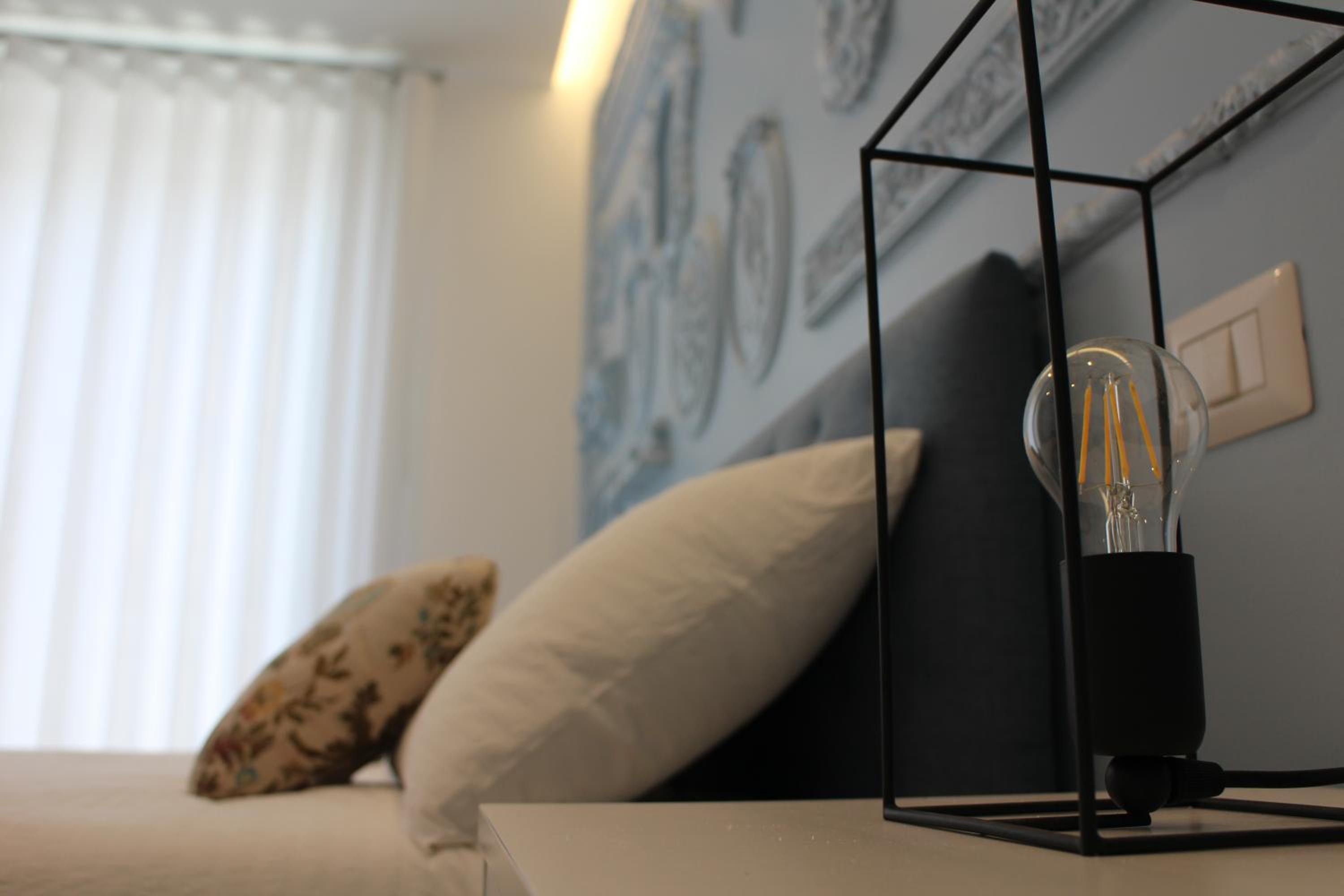 Double Room with Private External Bathroom - Photo 8