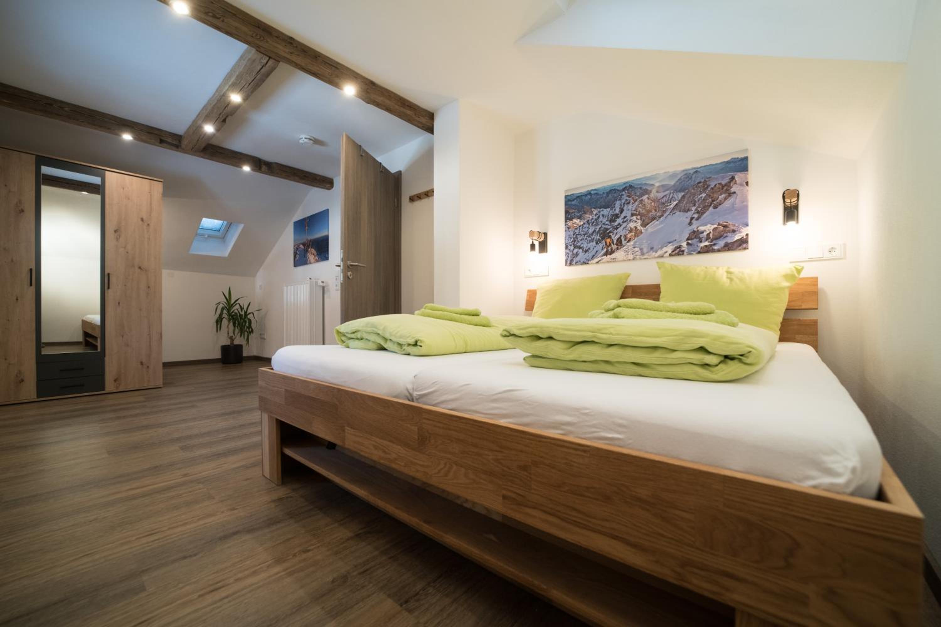 Apartment with Mountain View photo 1