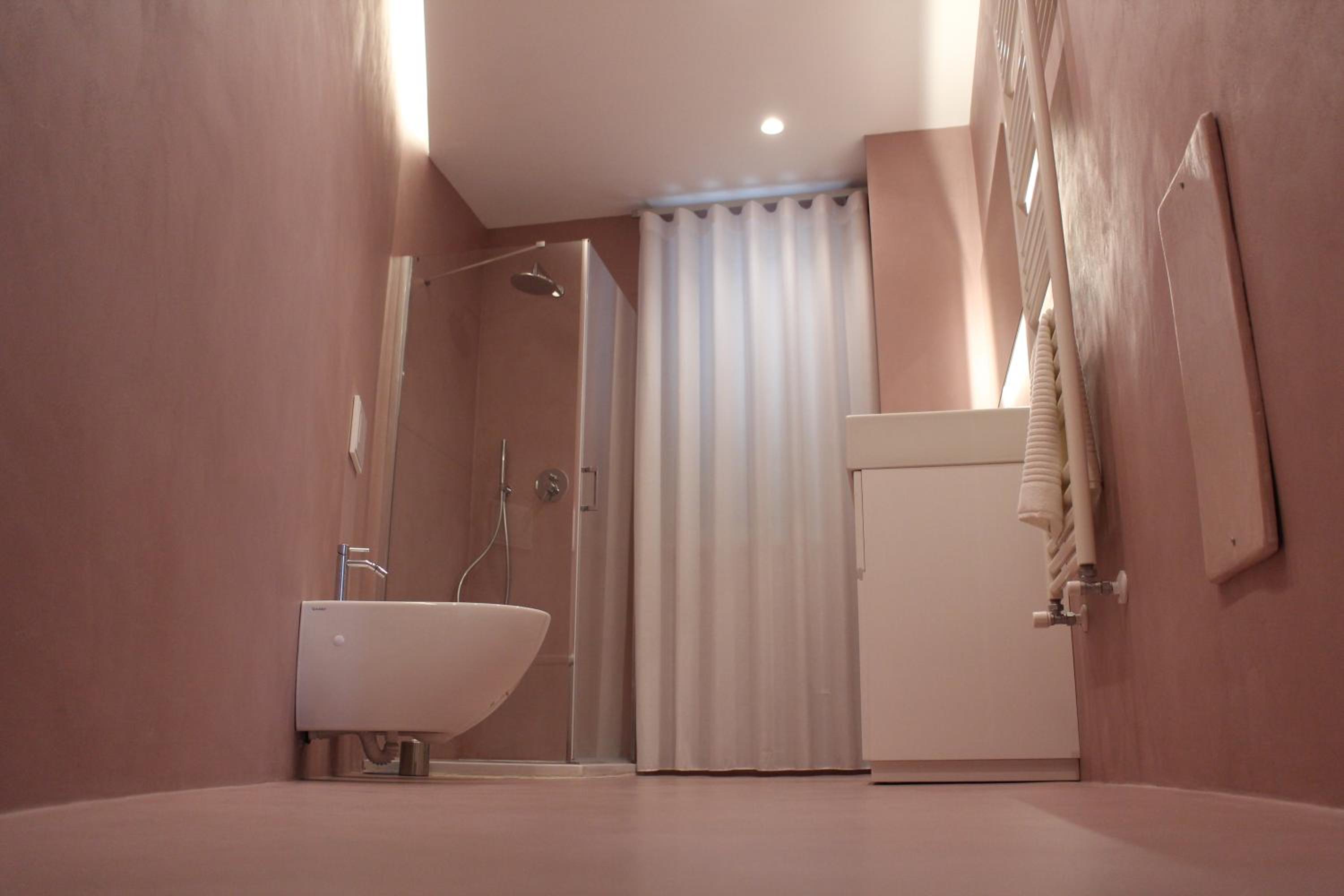 Twin Room with Private External Bathroom - Photo 2