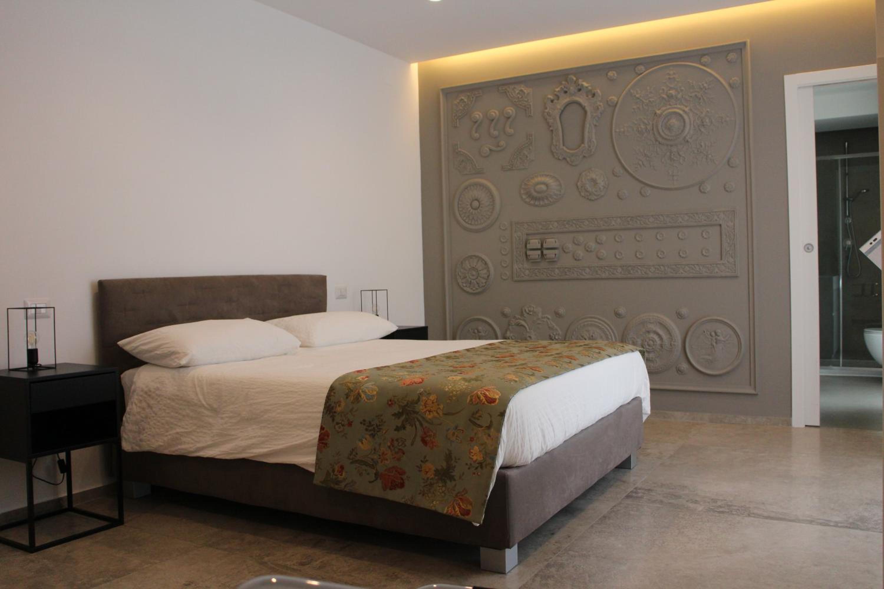 Large Double Room