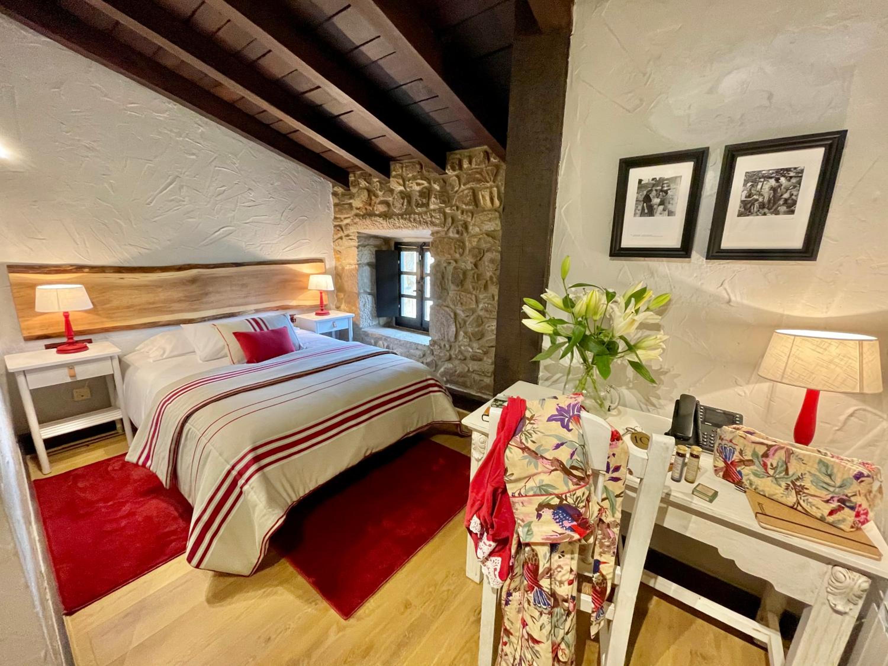 Single Room with Mountain View photo 2