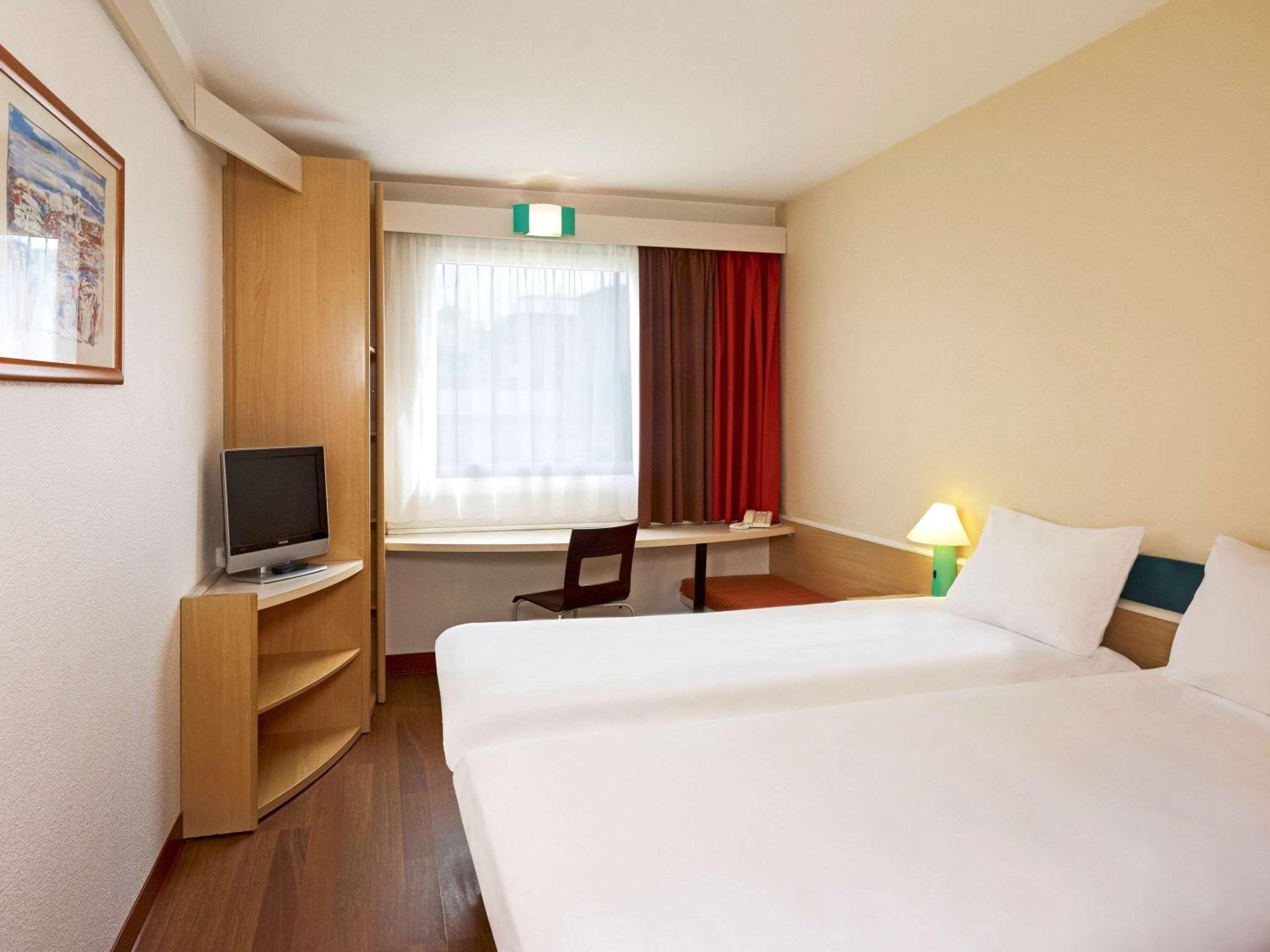 Double Room - Photo 4