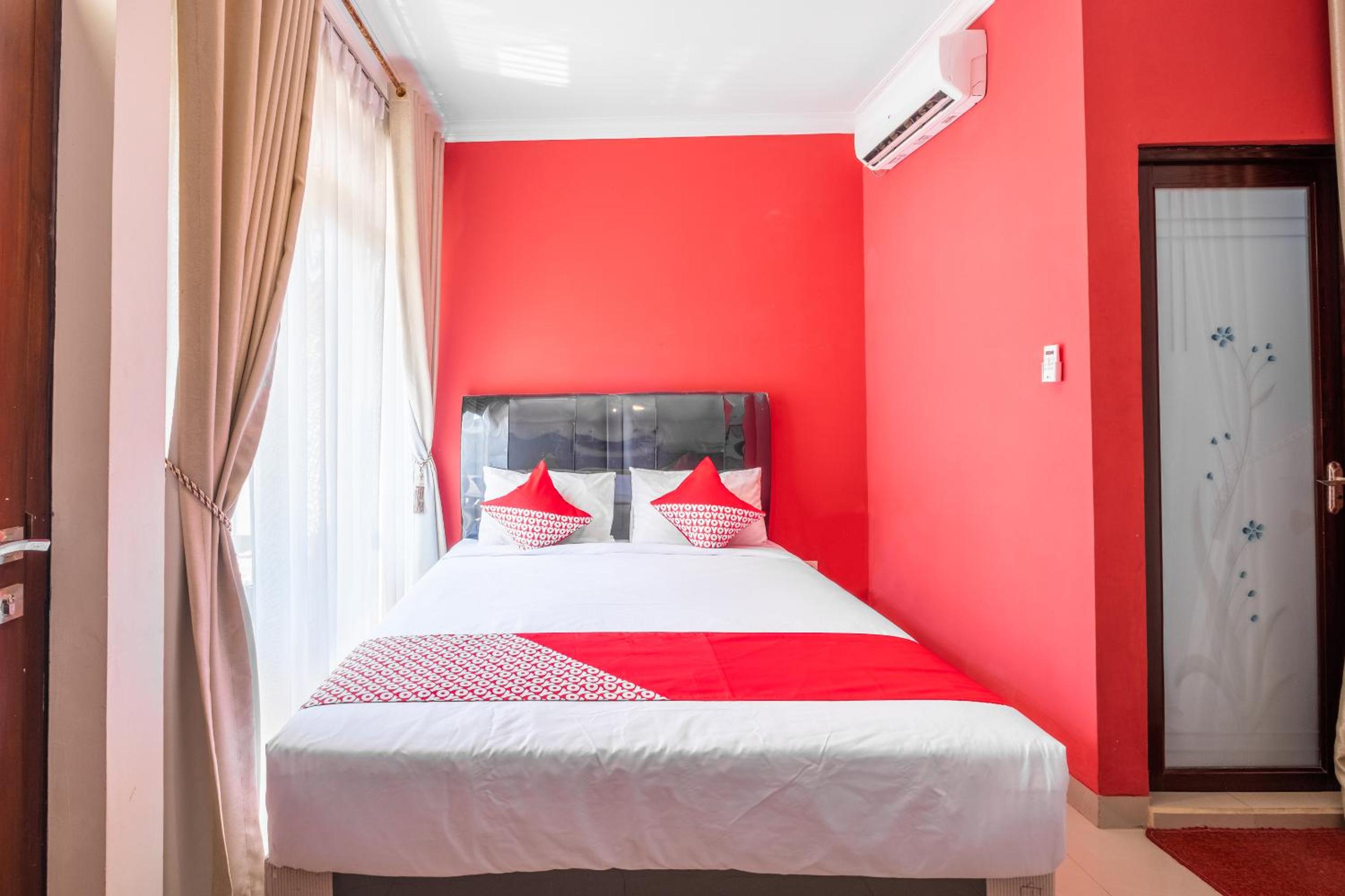 Deluxe Double Room - Photo 10