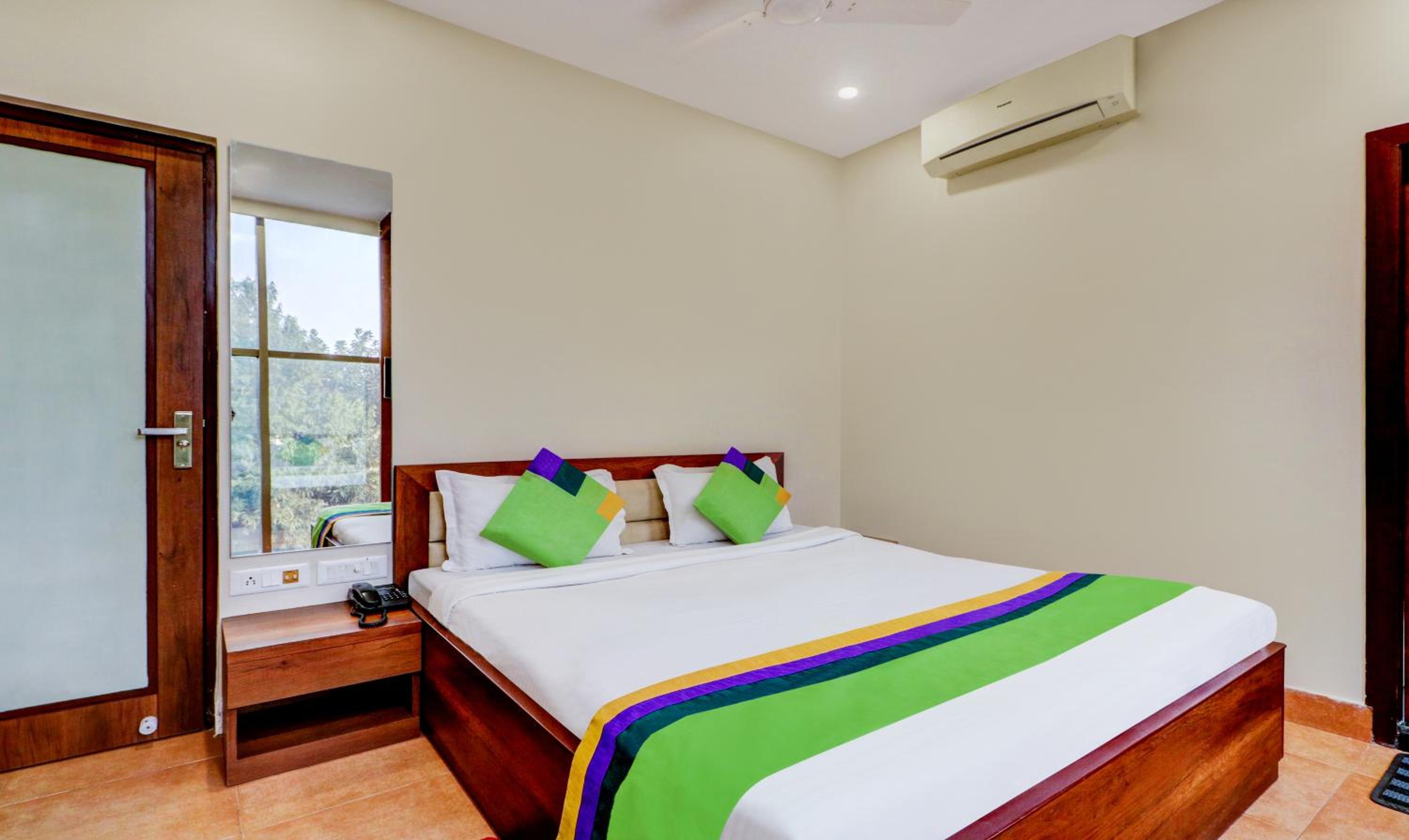 Standard Room - Photo 13