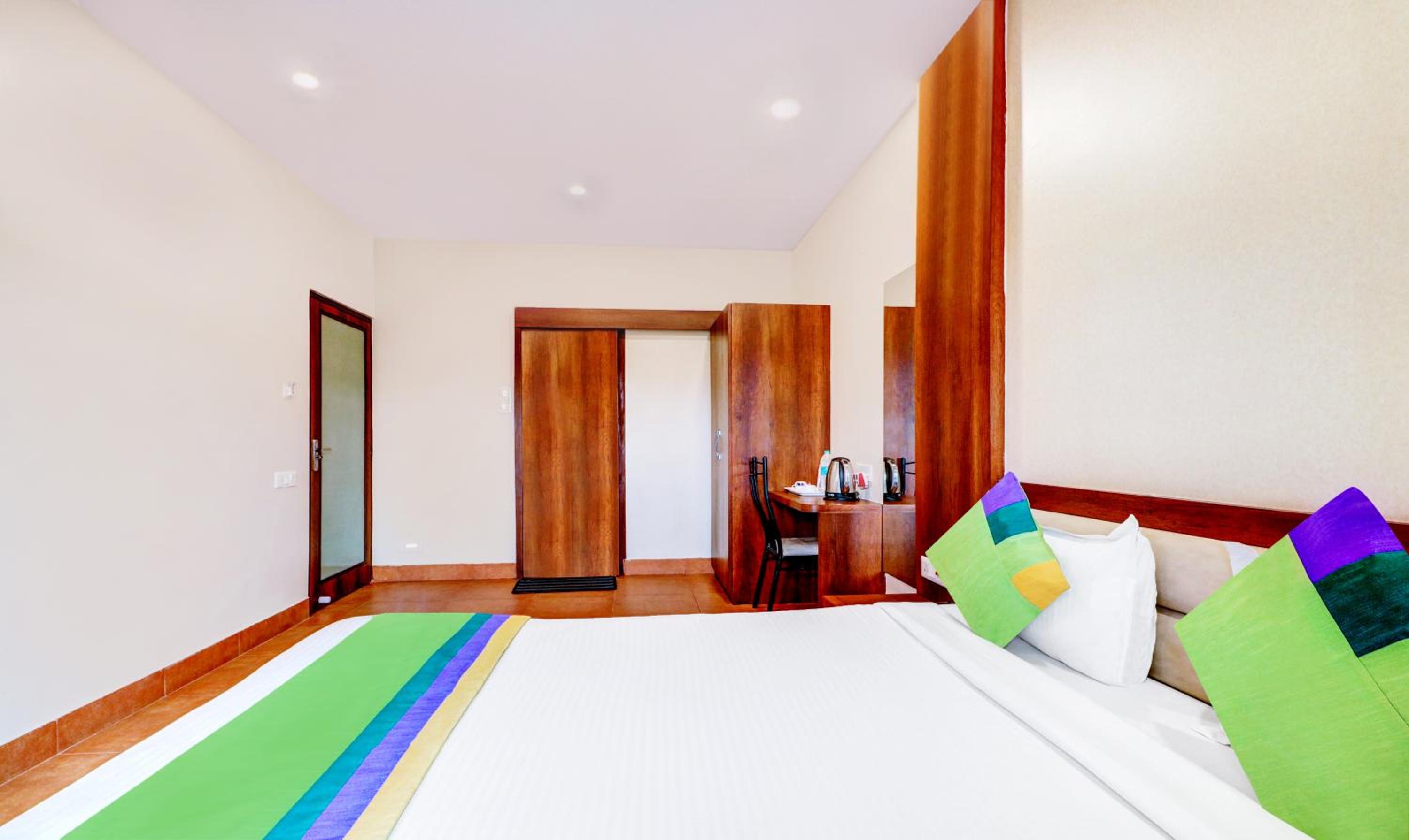 Standard Room - Photo 7