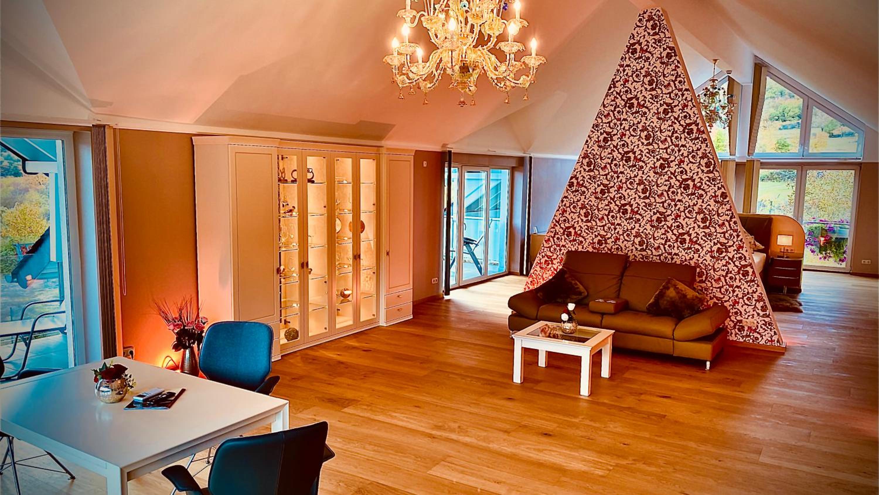 Deluxe Suite - Photo 10