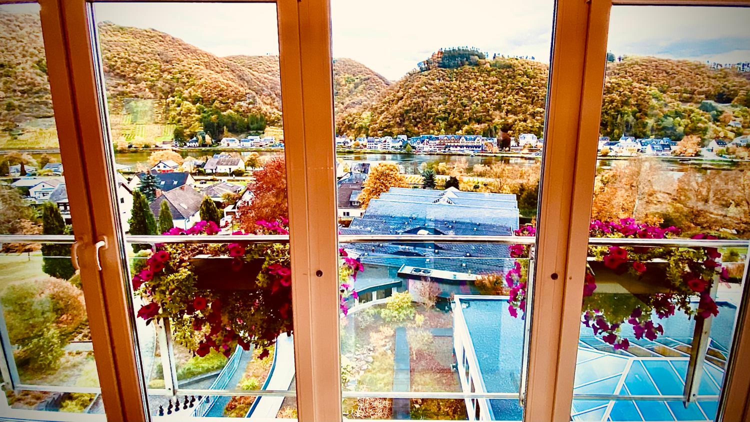 Deluxe Suite - Photo 2
