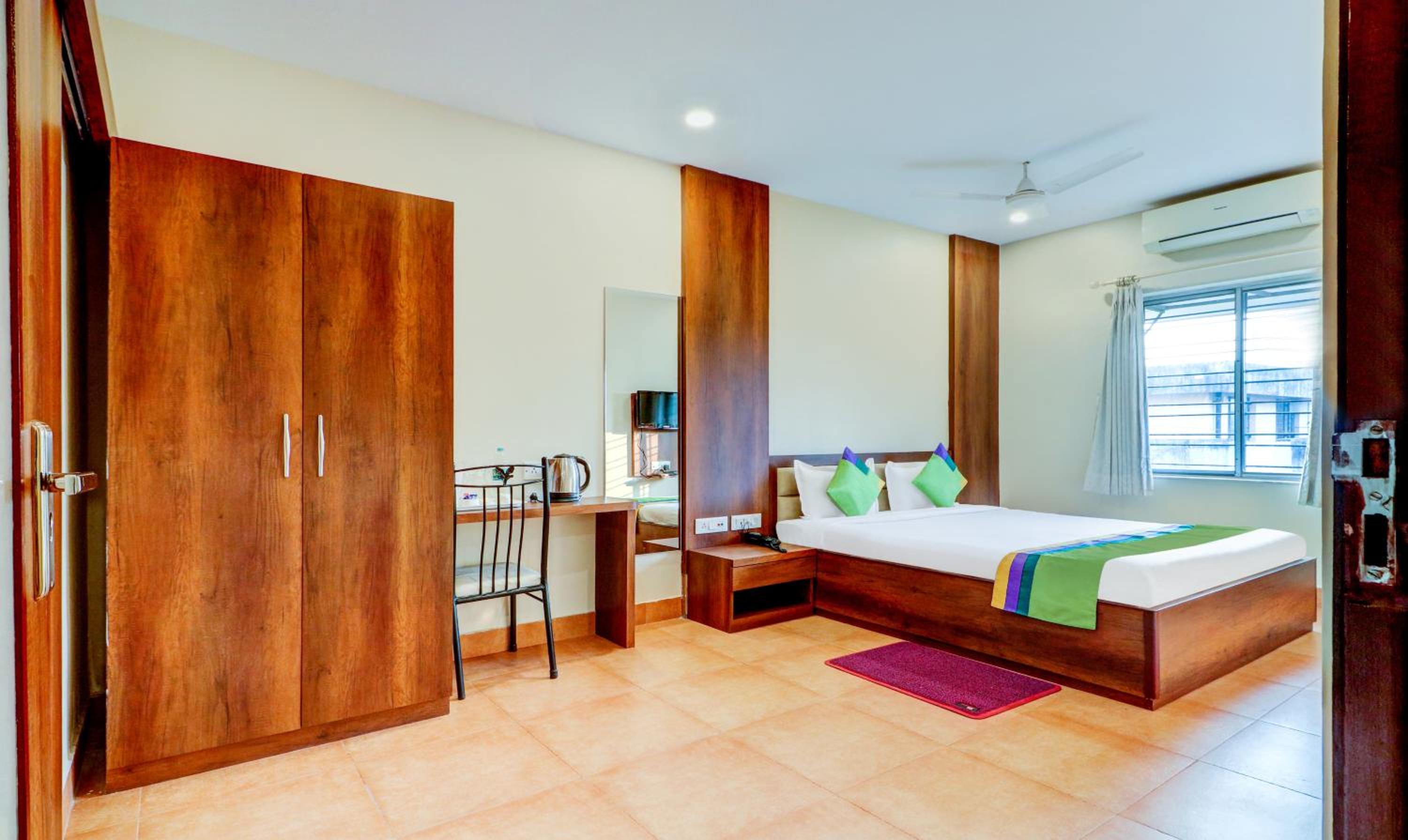 Standard Room - Photo 1