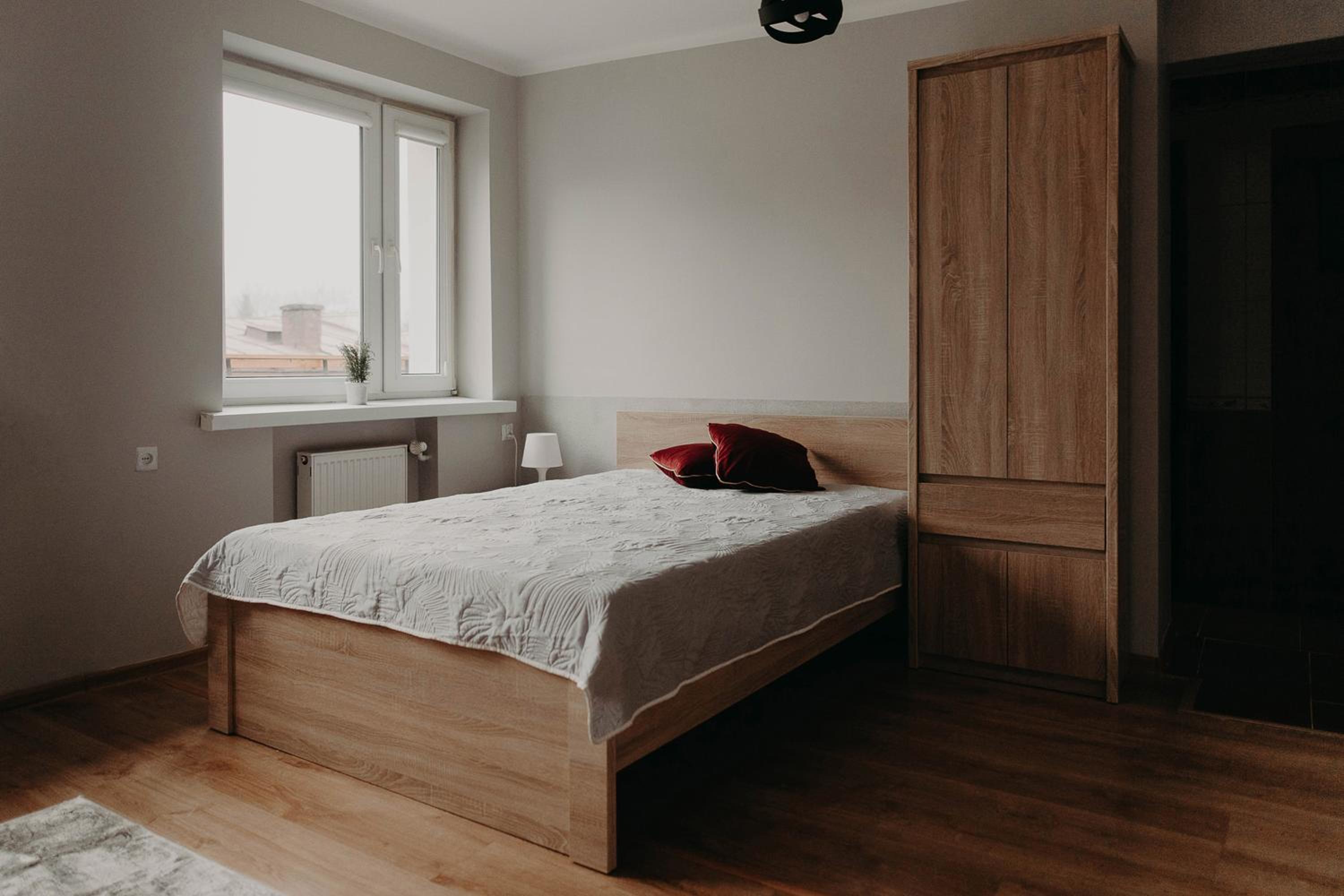 Apartment with Mountain View - Photo 7