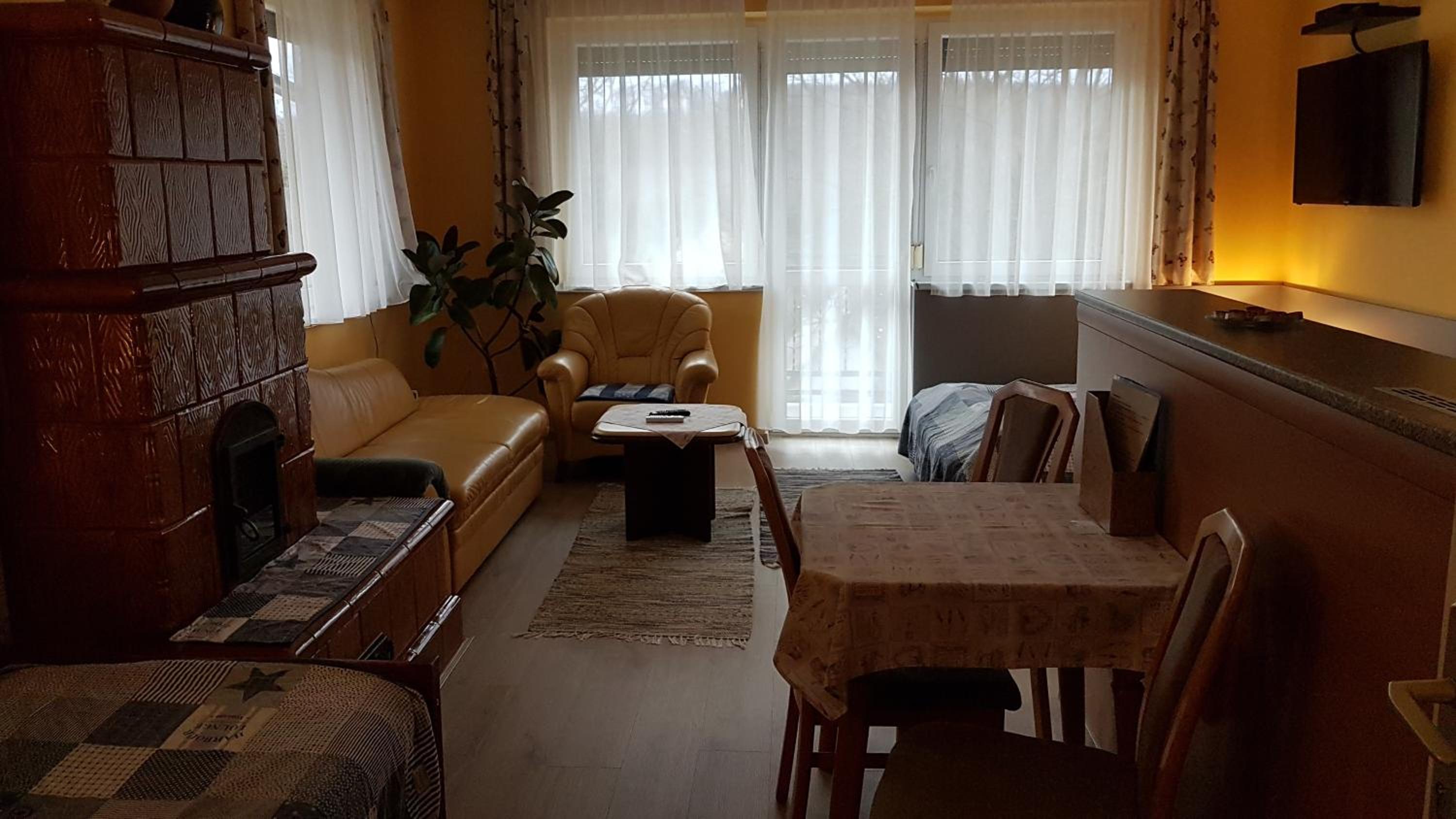 Family Room with Balcony photo 1