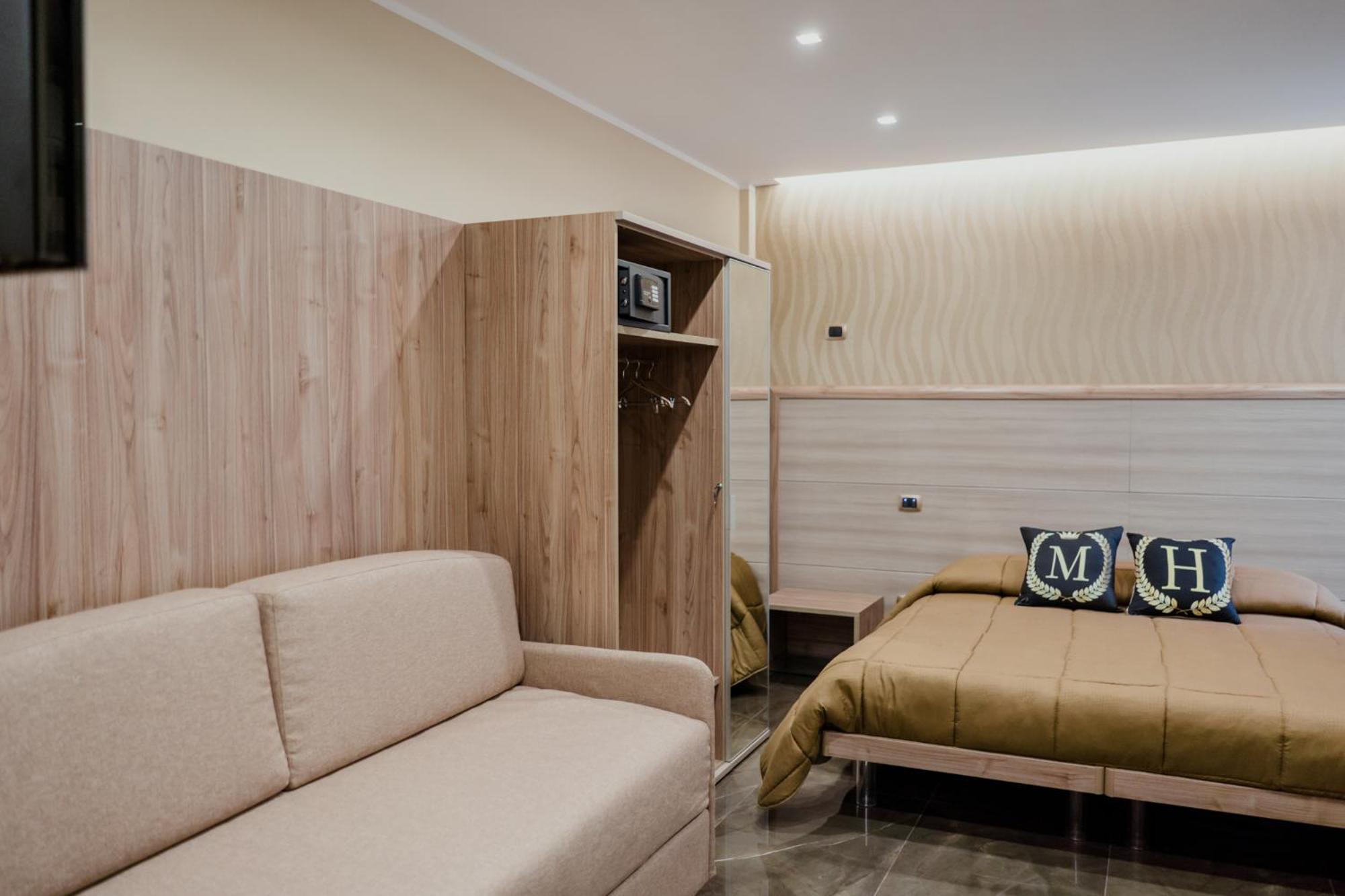 Comfort Triple Room - Photo 14