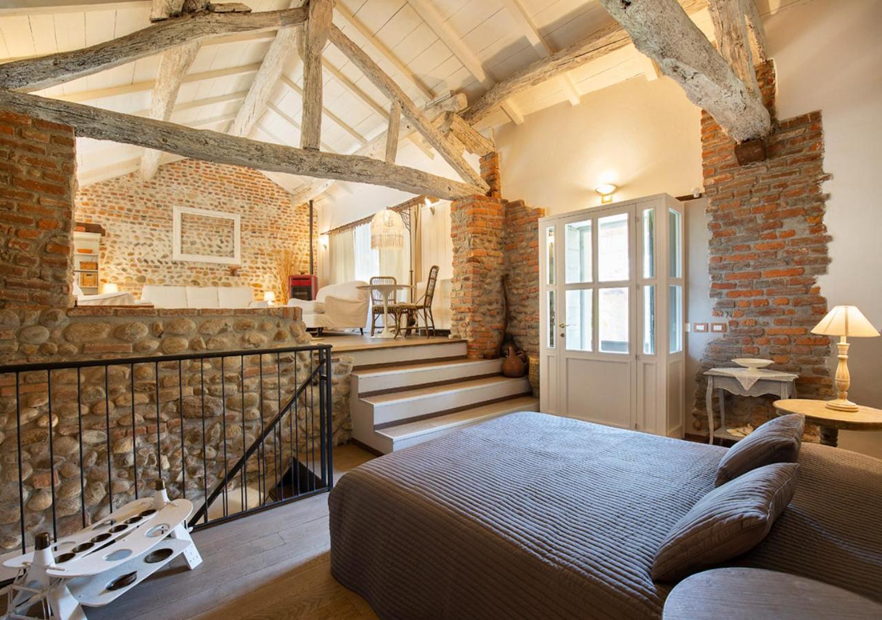 One-Bedroom House photo 1