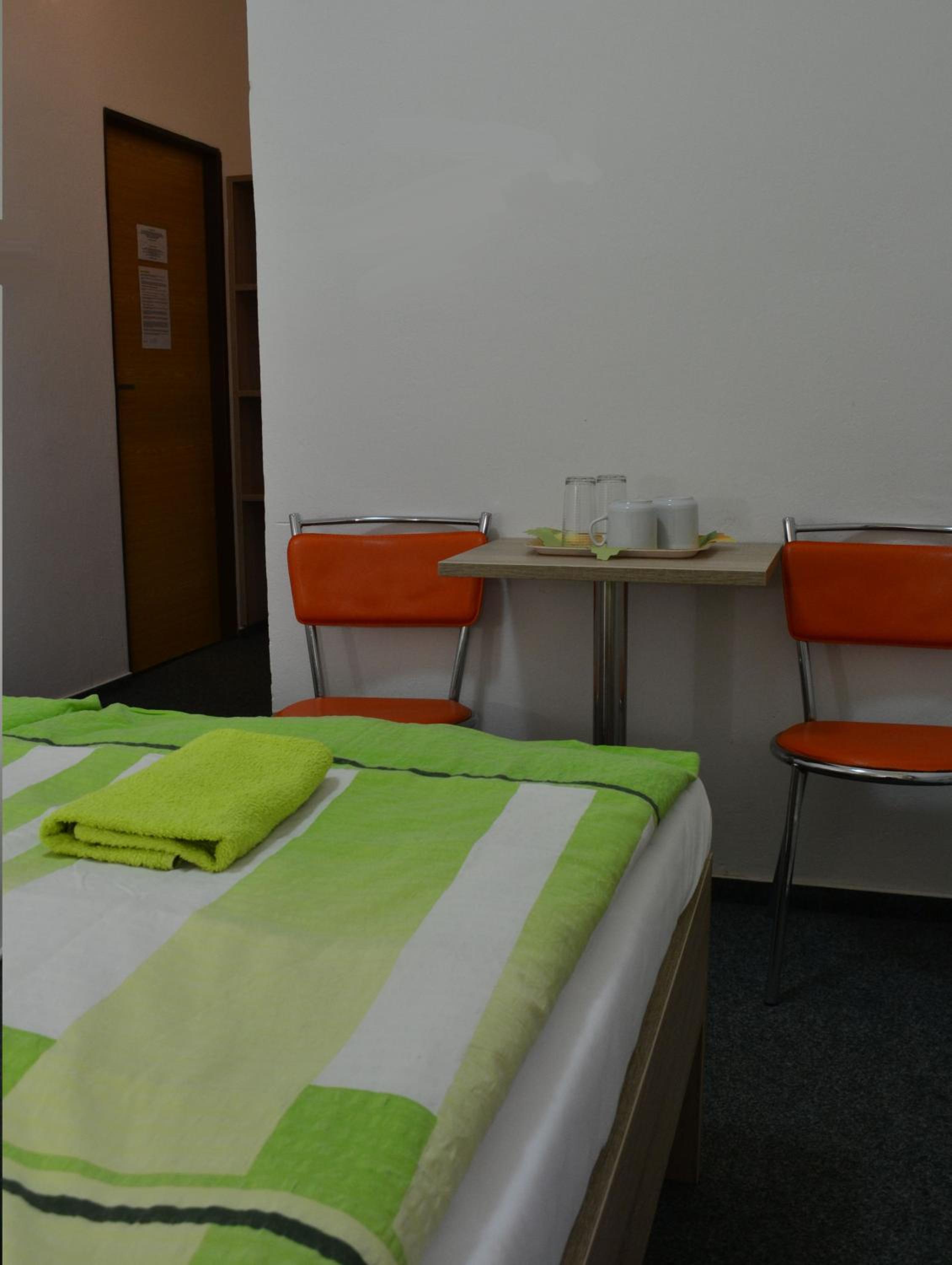 Standard Double Room 1 - Photo 4