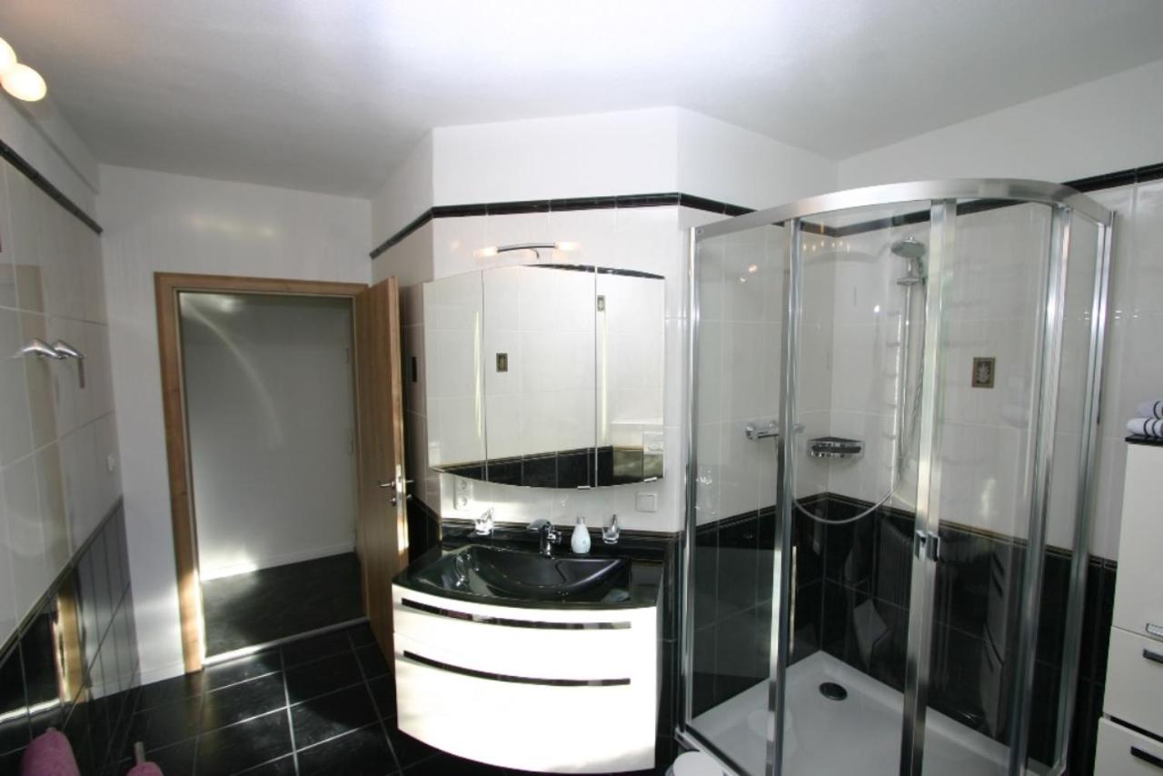 Apartment with Terrace photo 2
