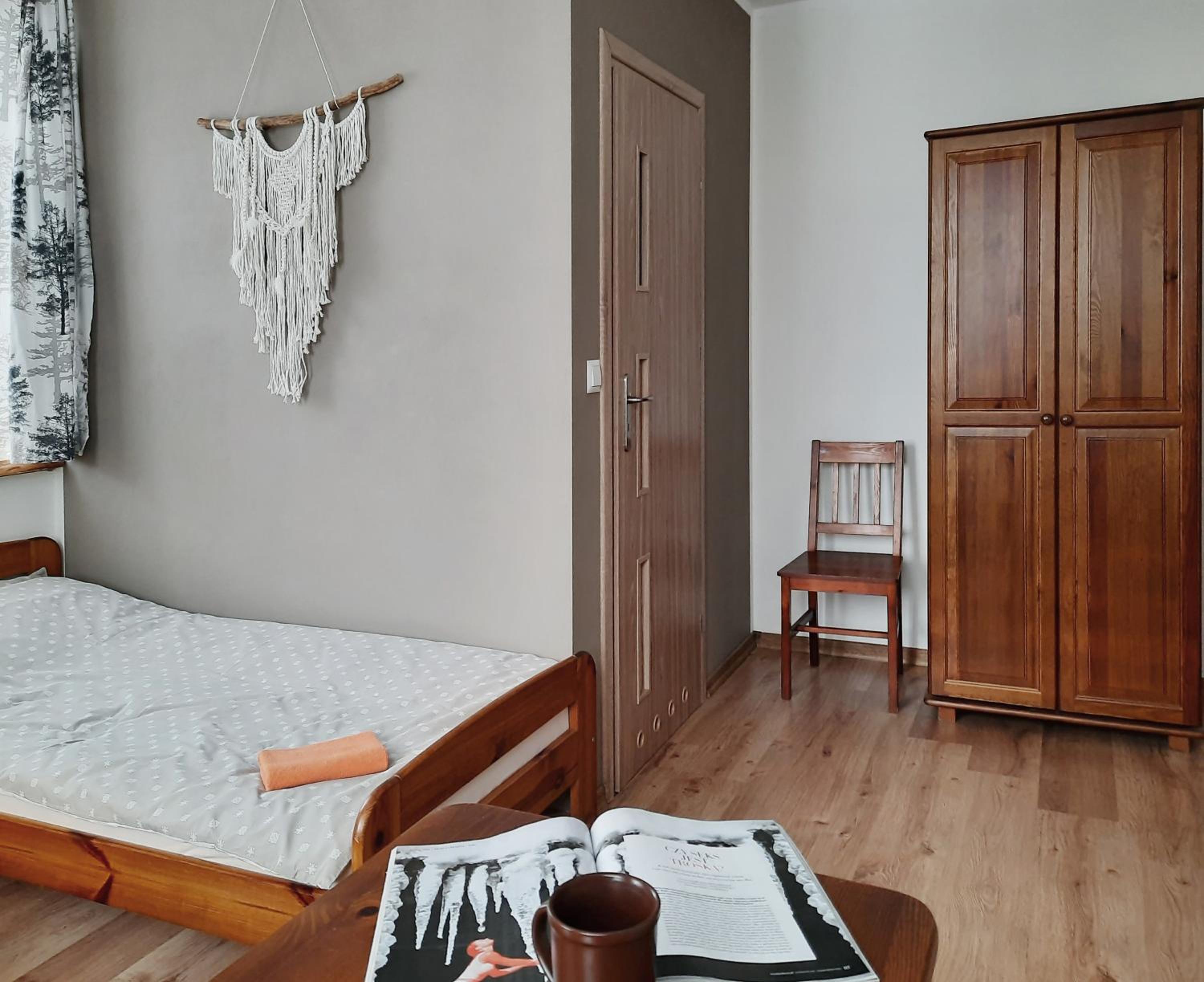 Triple Room with Private Bathroom - Photo 3