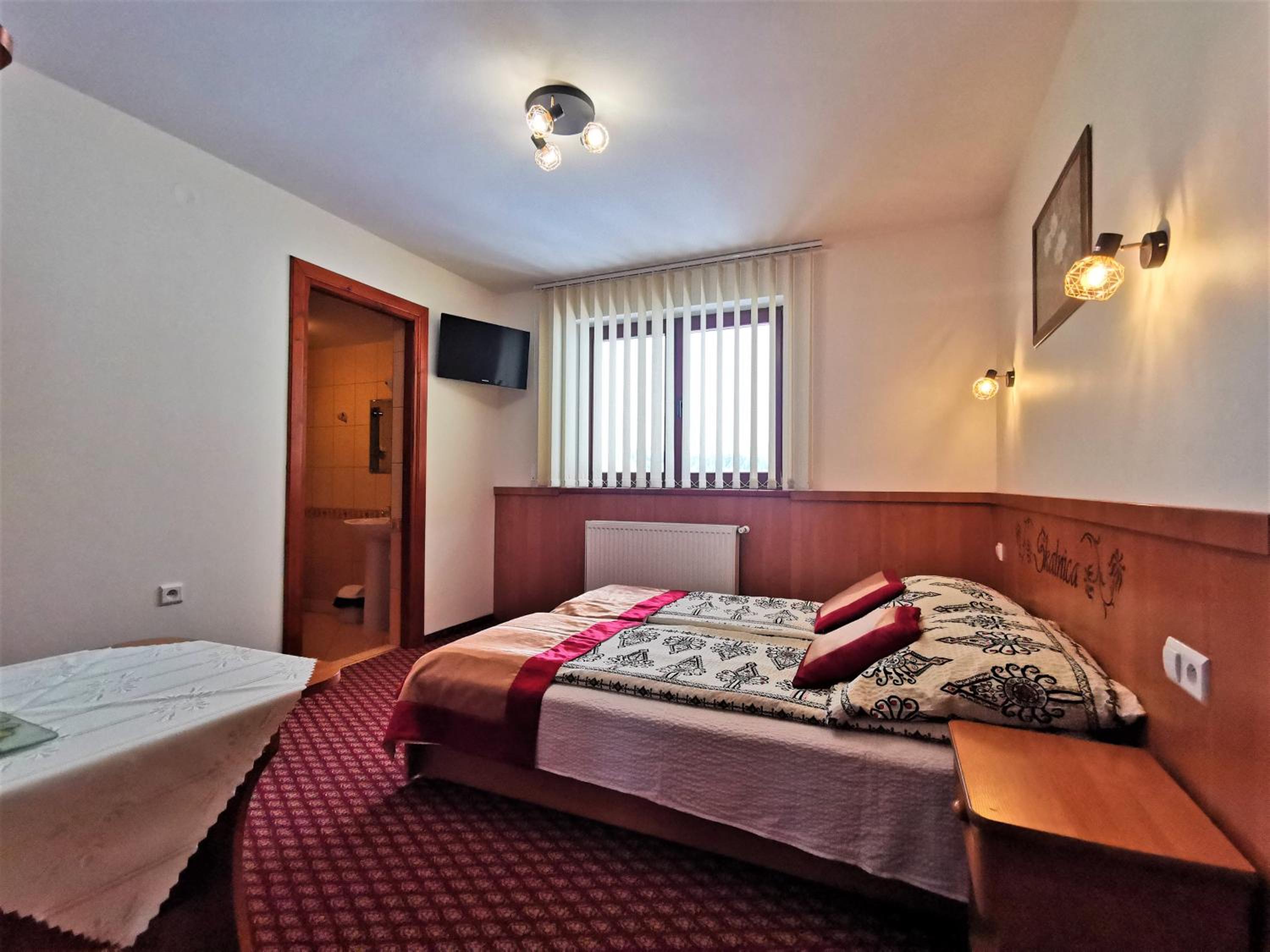 Double Room with Private Bathroom photo 1