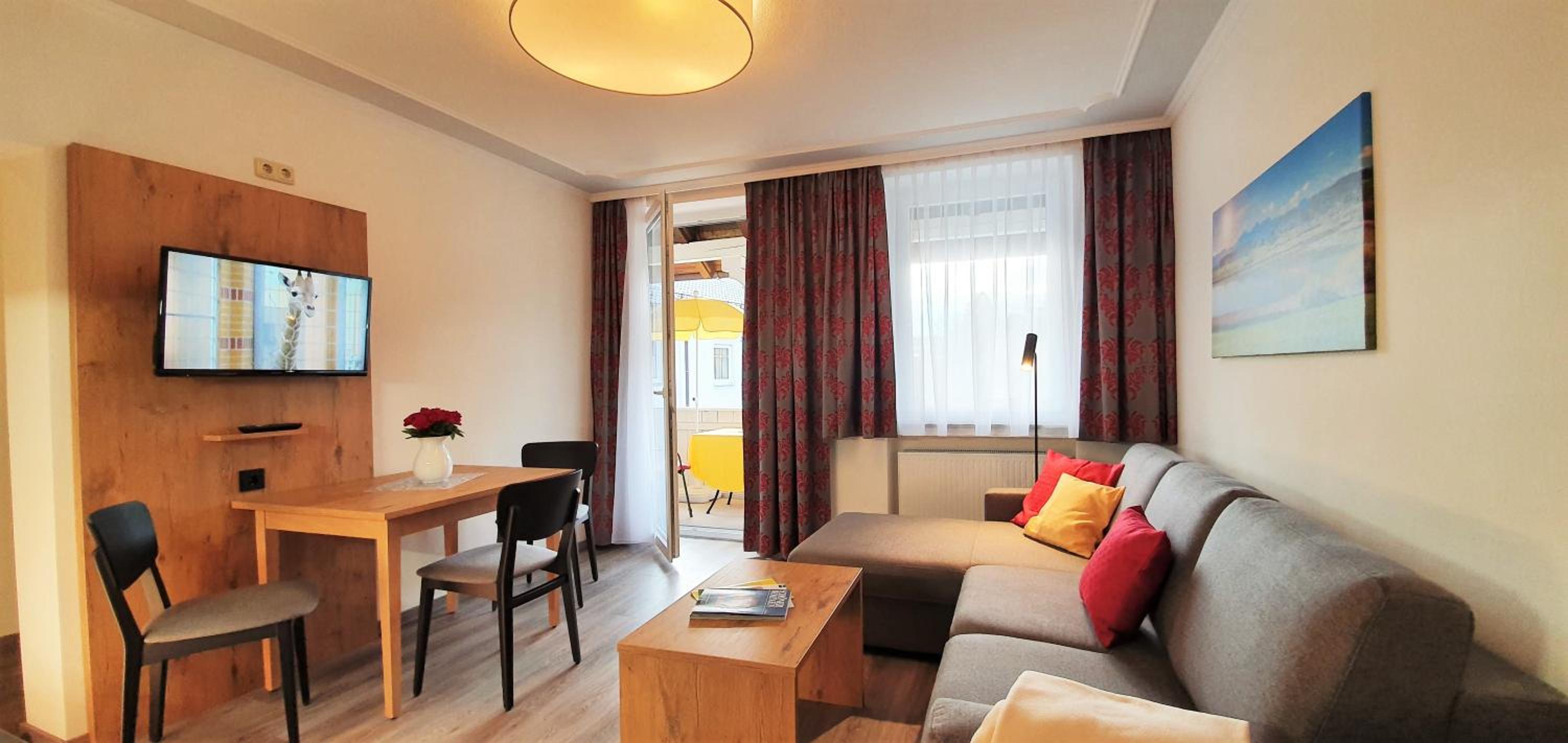 Apartment with Balcony photo 1