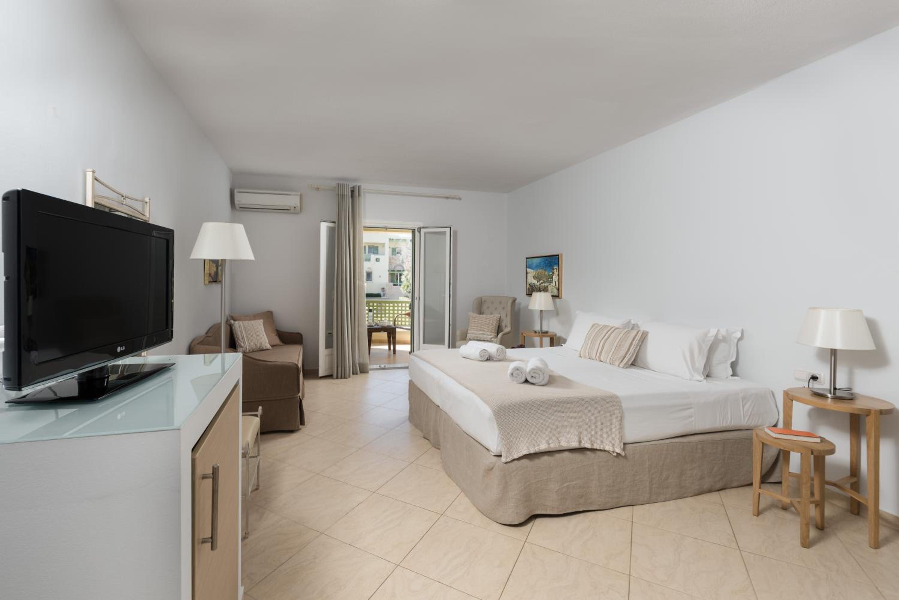 Junior Sea View Suite