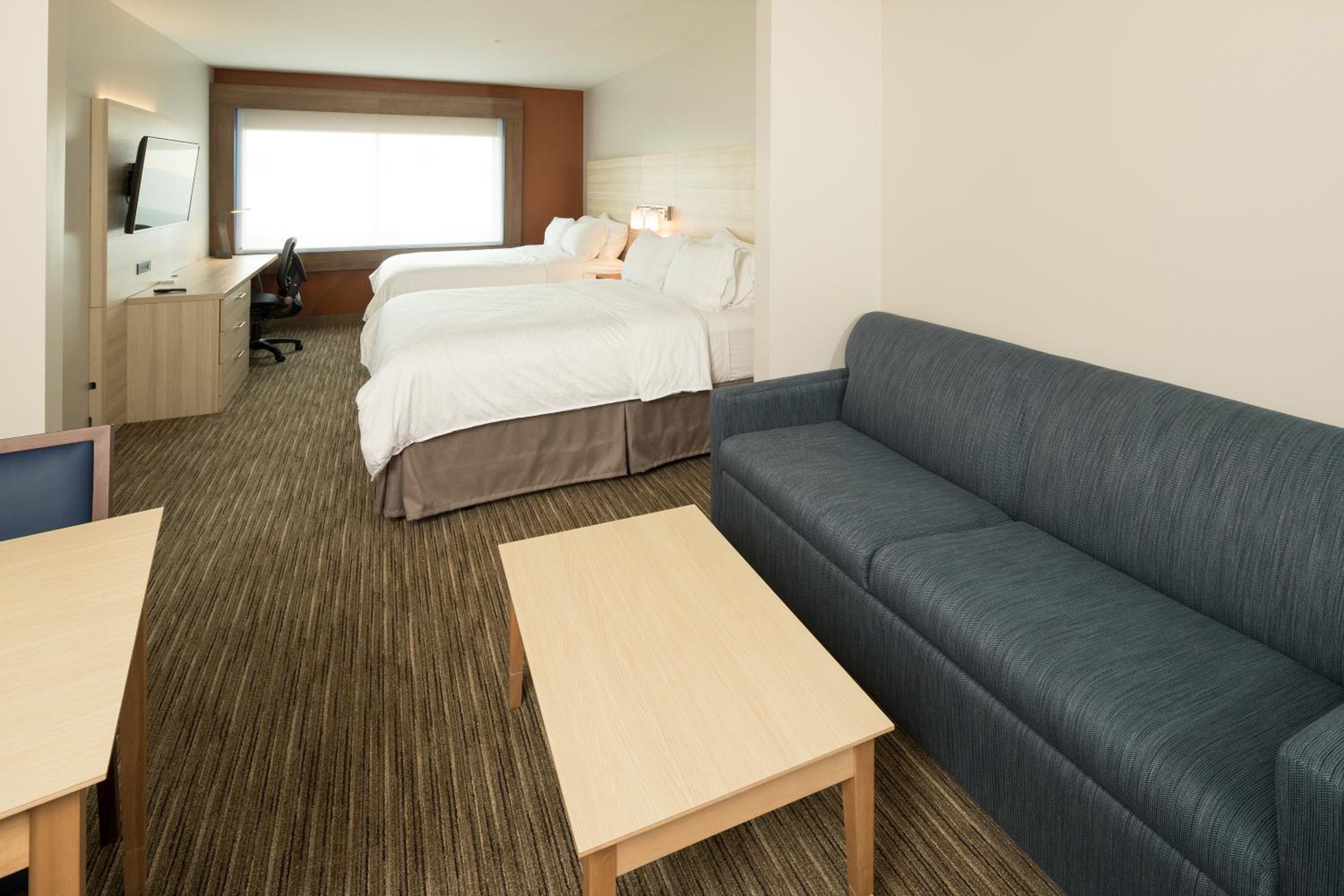 Suite with Two Queen Beds - Photo 1