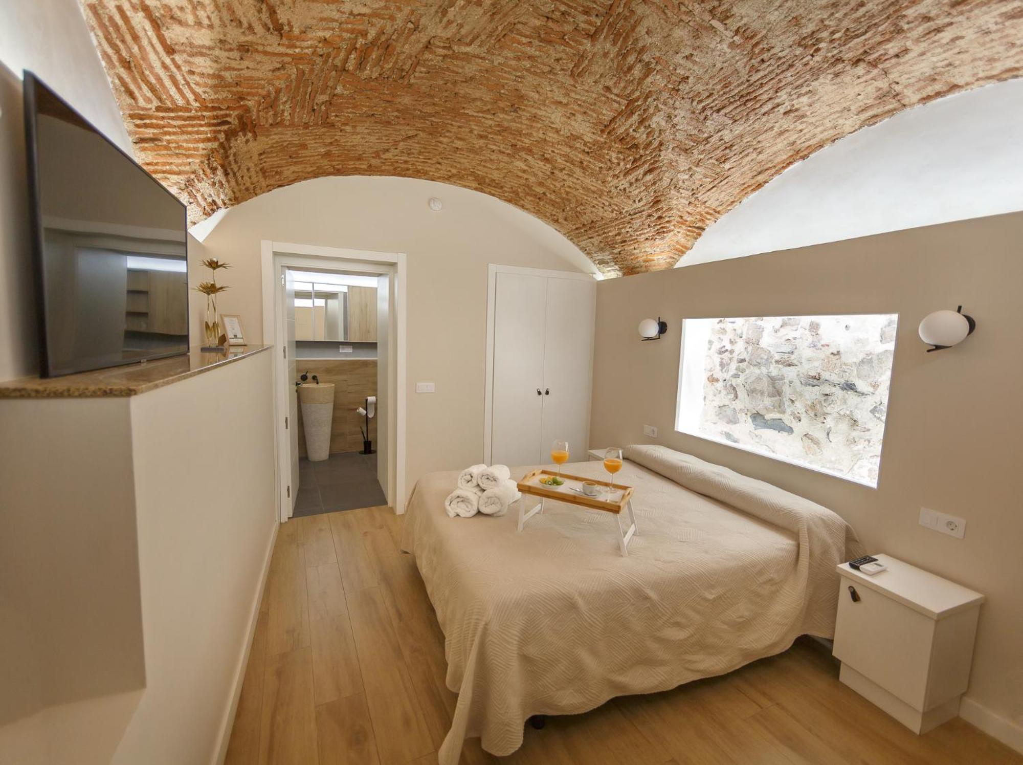 Deluxe Apartment - Photo 9