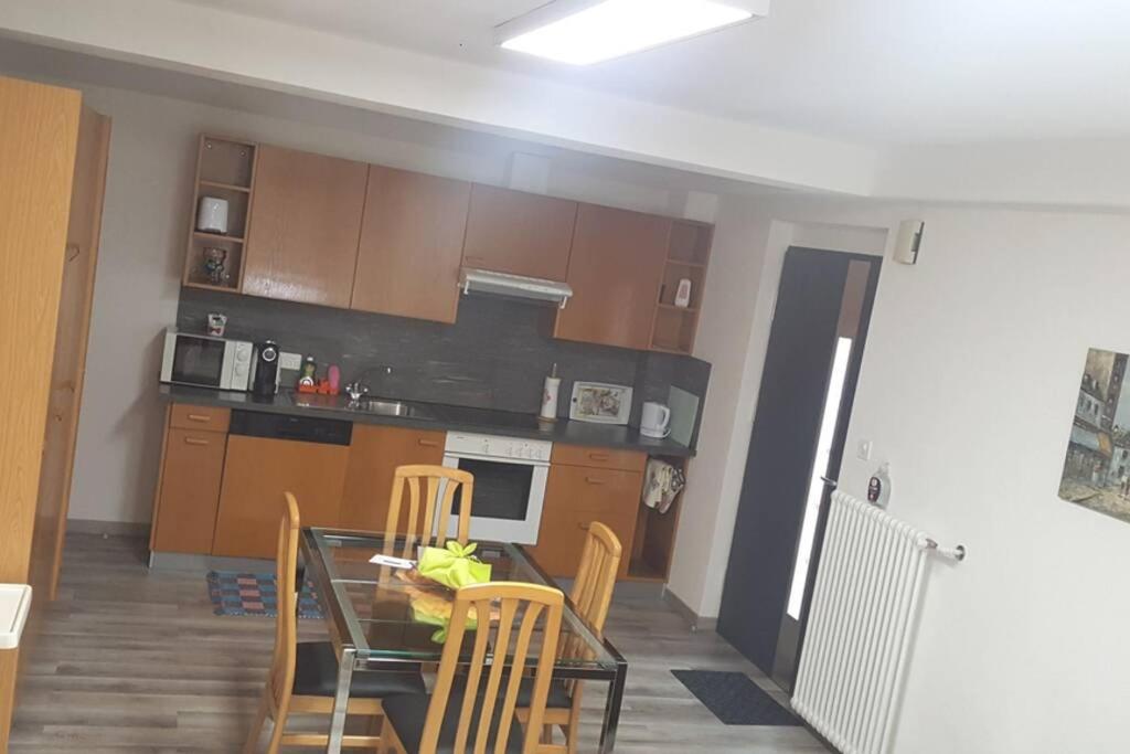 One-Bedroom Apartment - Photo 7