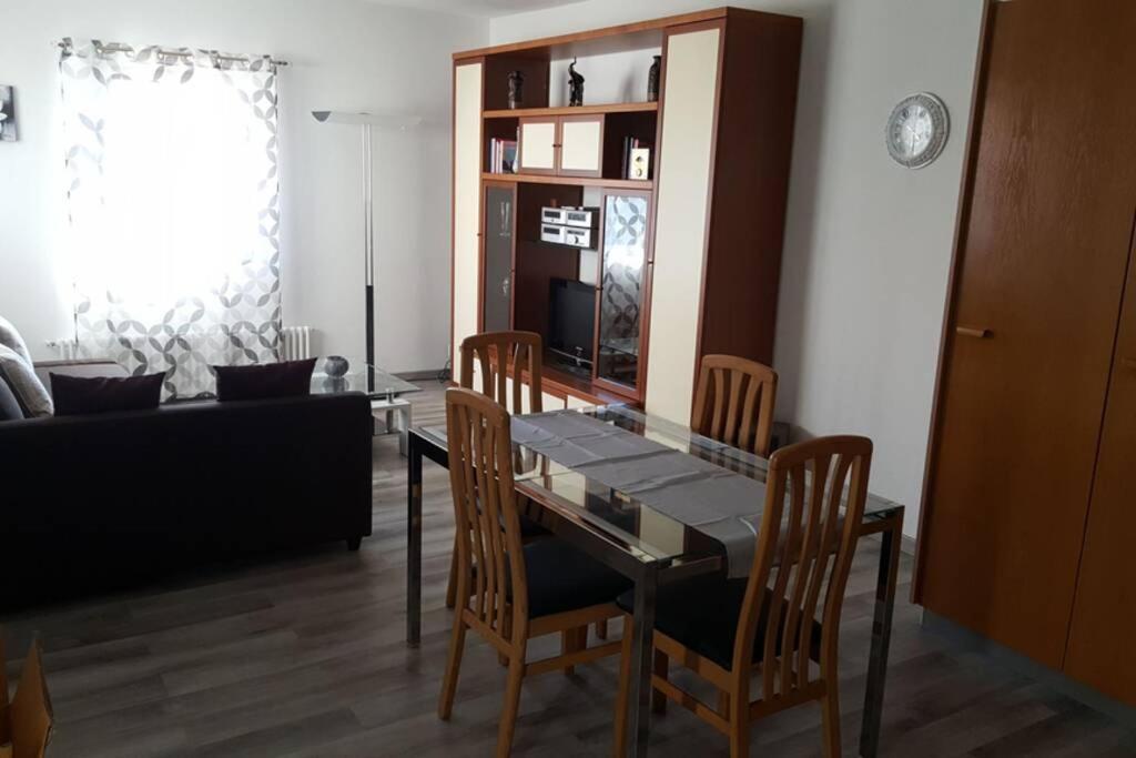One-Bedroom Apartment - Photo 4