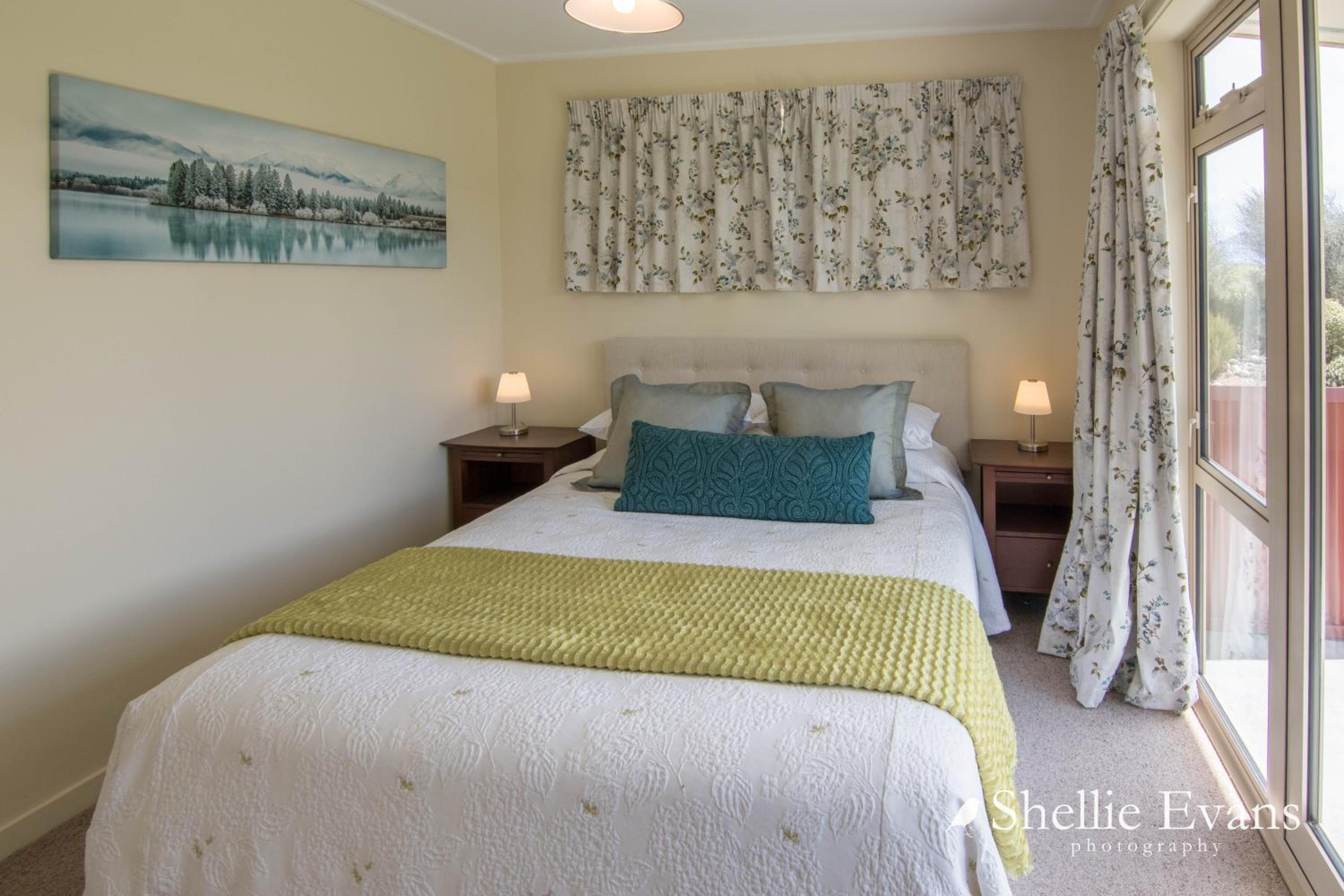 One-Bedroom House - Photo 29