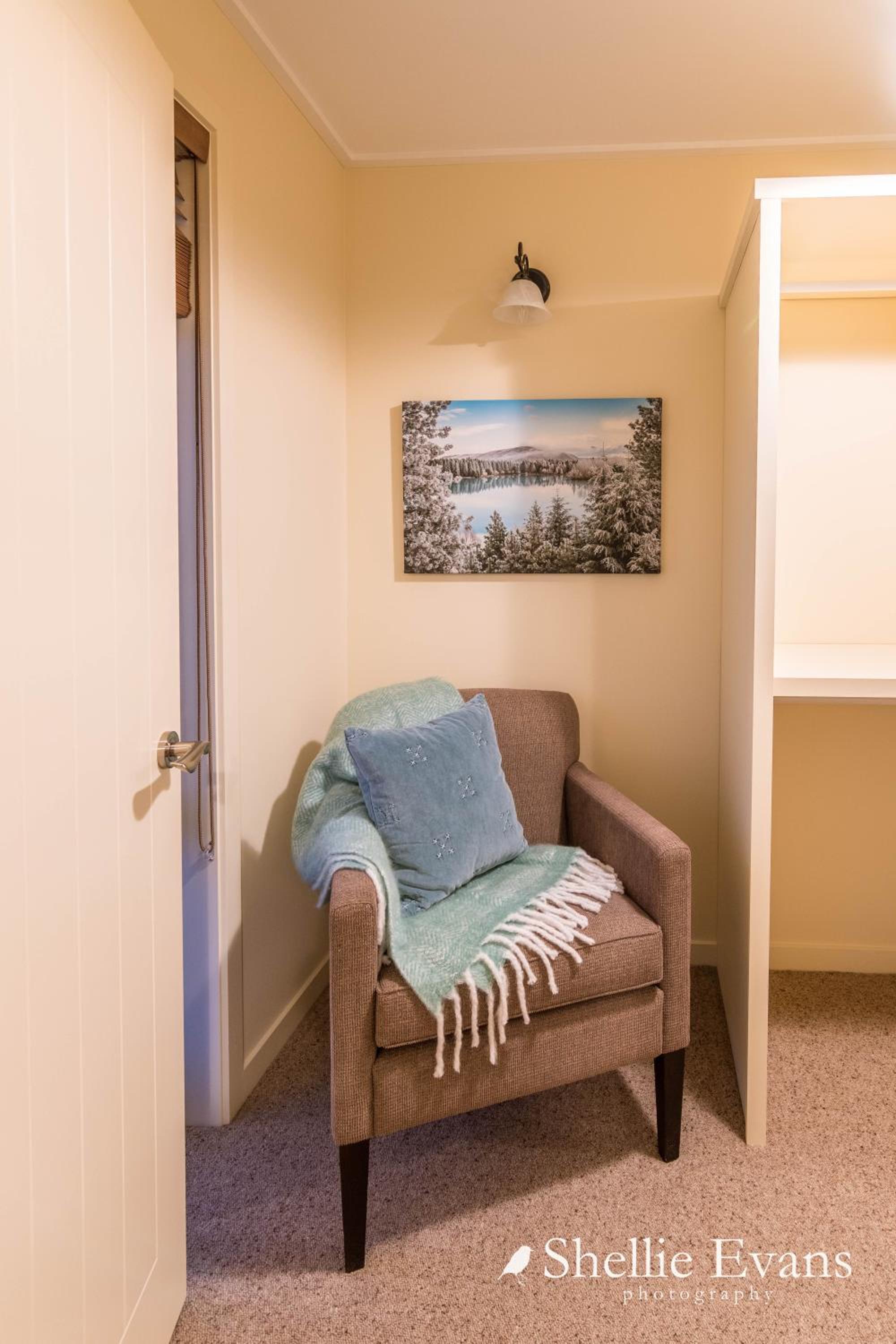One-Bedroom House - Photo 24