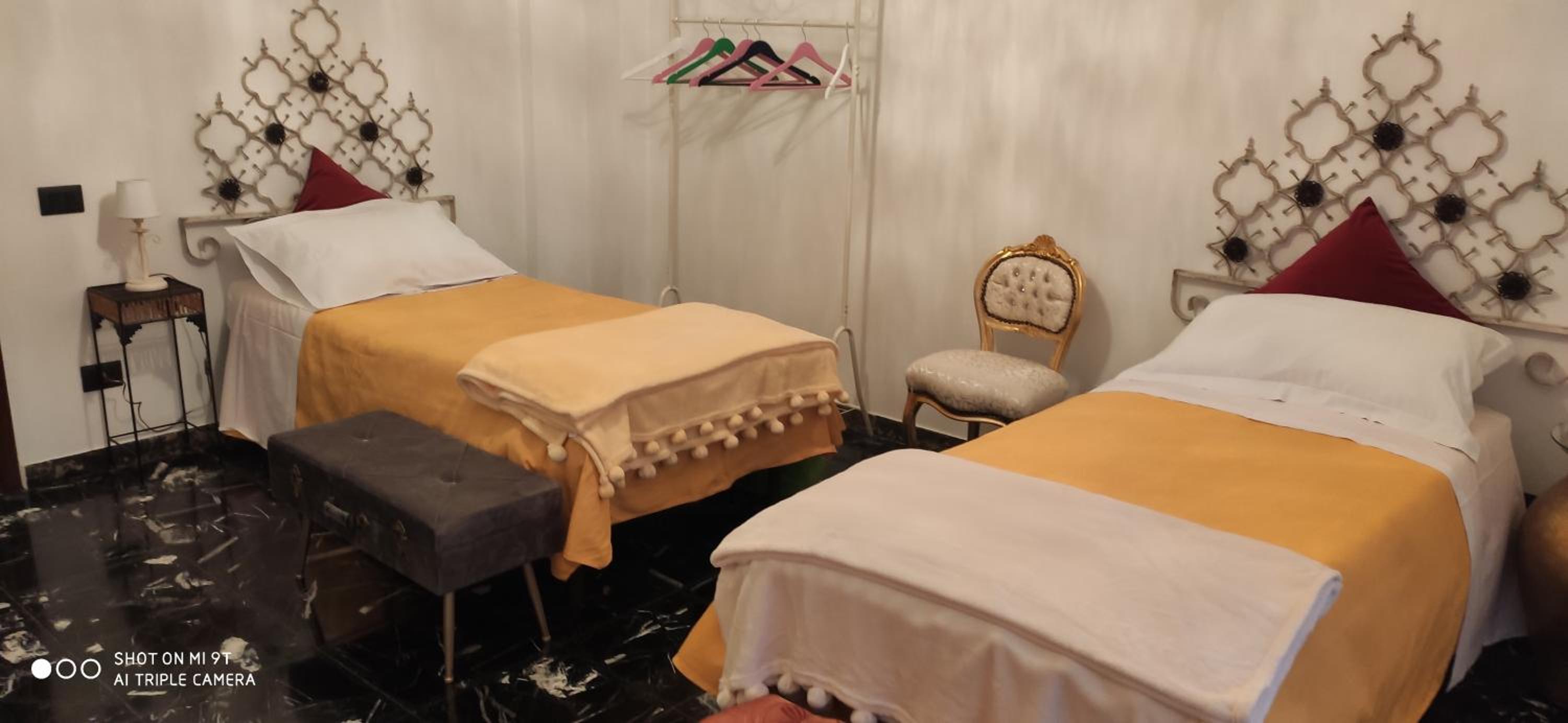 Large Twin Room photo 1