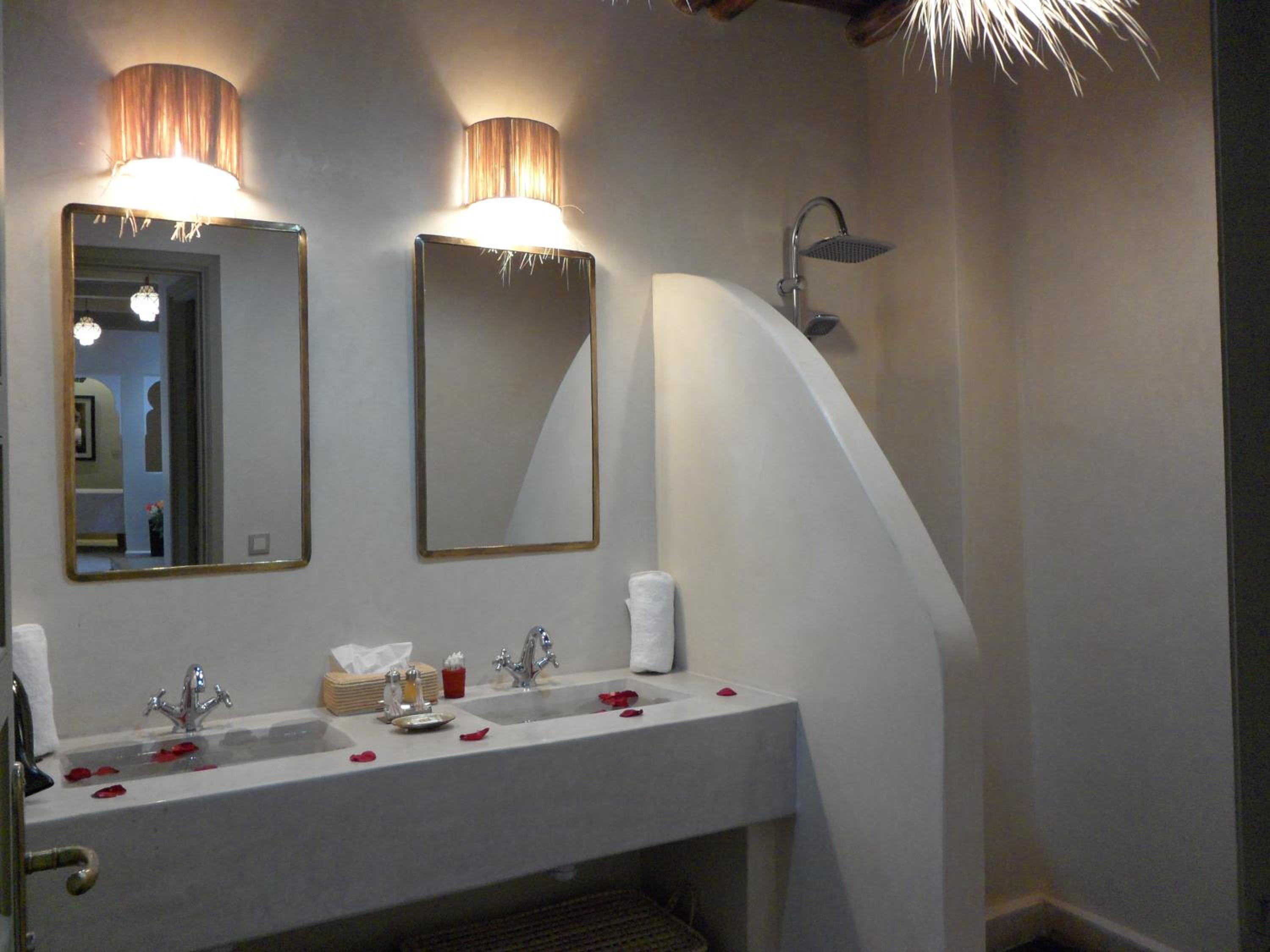 Family Suite - Photo 11