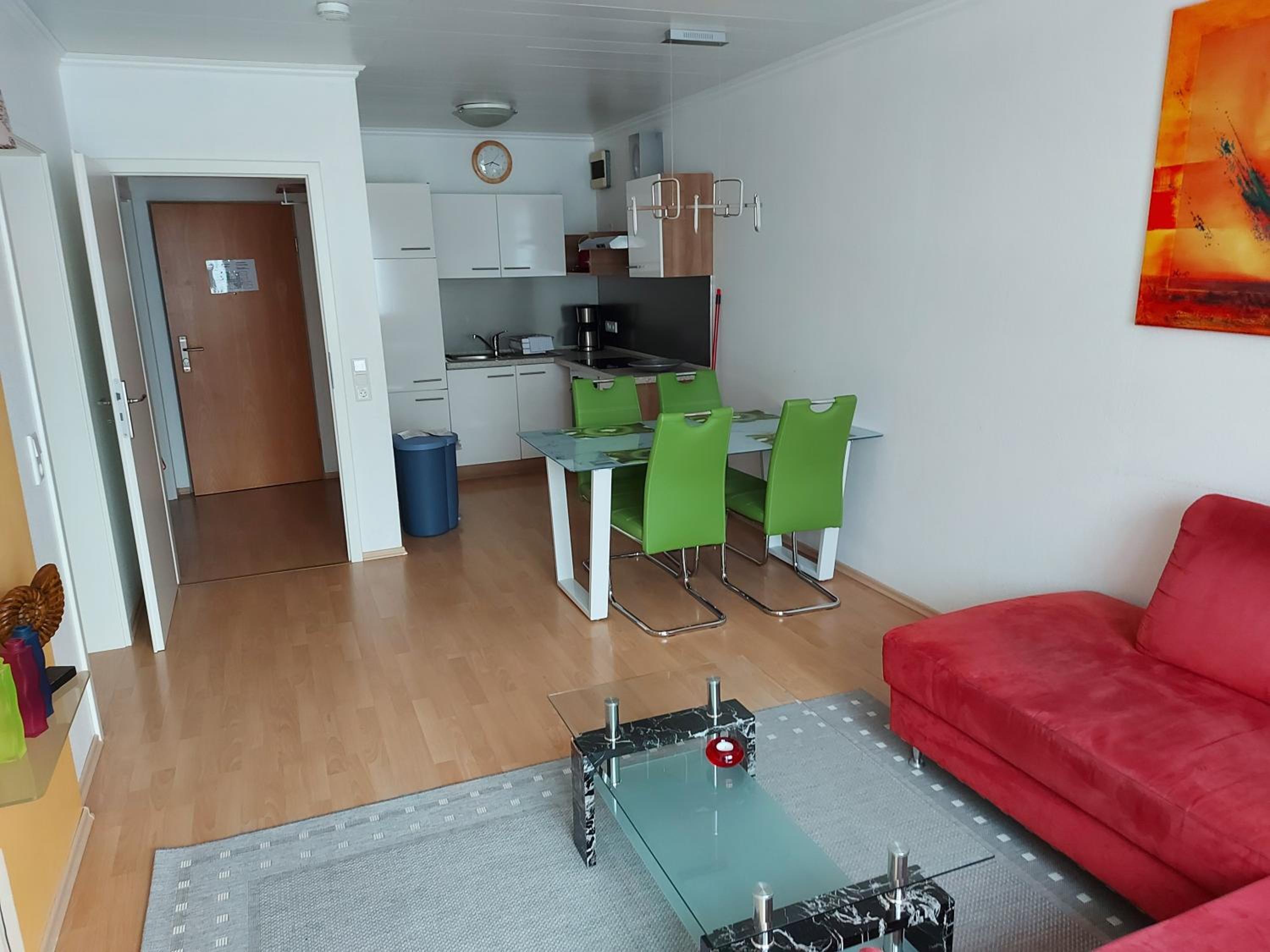 Apartment photo 3