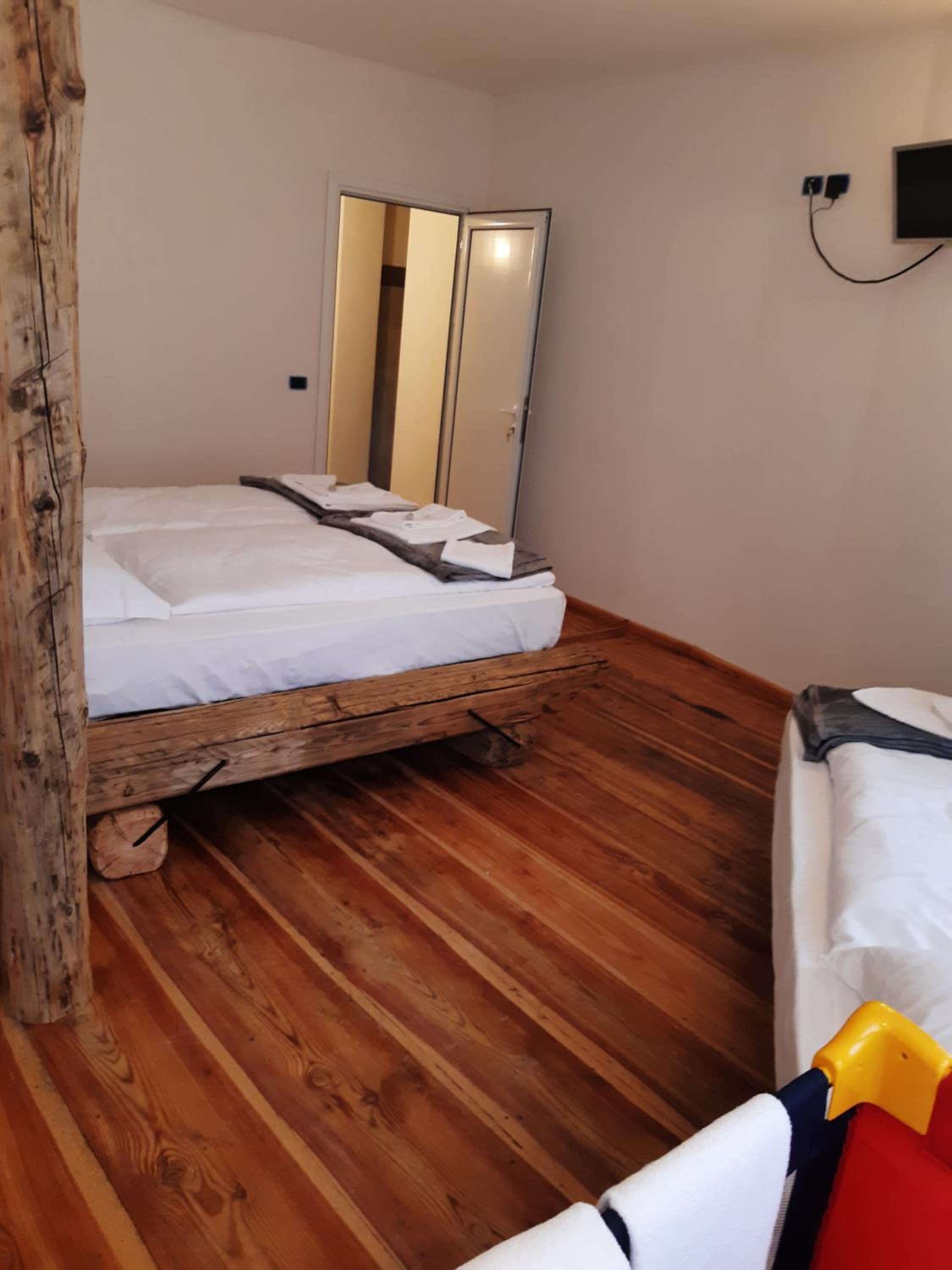 Superior Triple Room - Photo 3