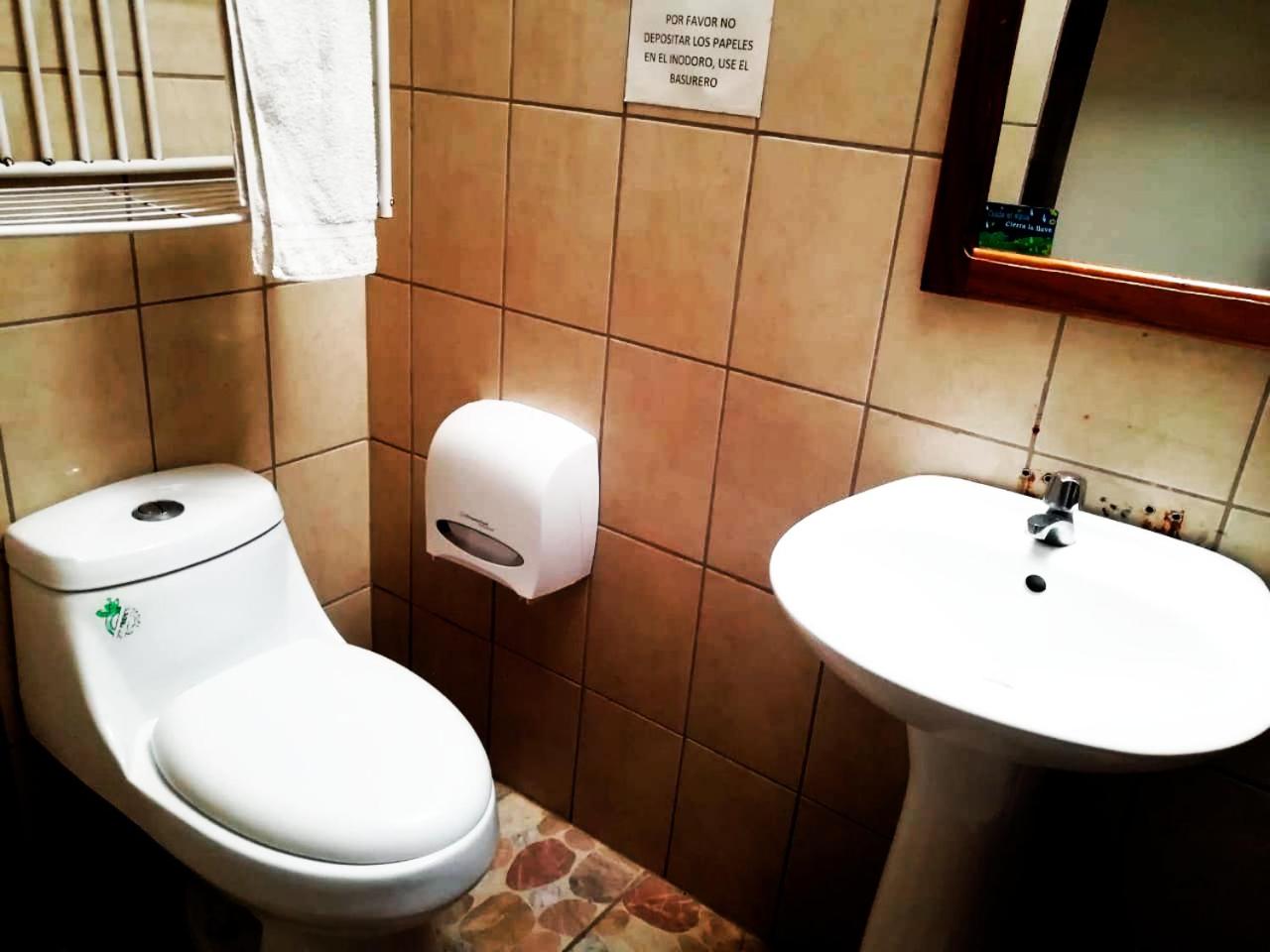 Economy Quadruple Room with Shared Bathroom photo 3