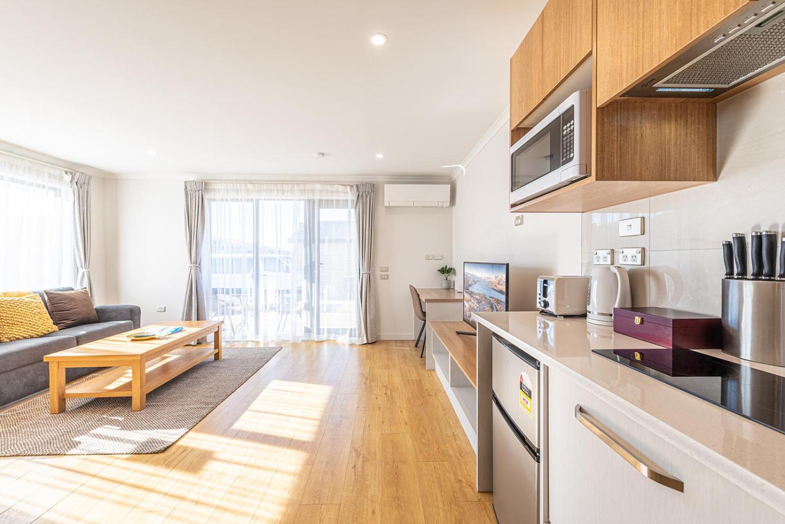 One-Bedroom Suite - Photo 1