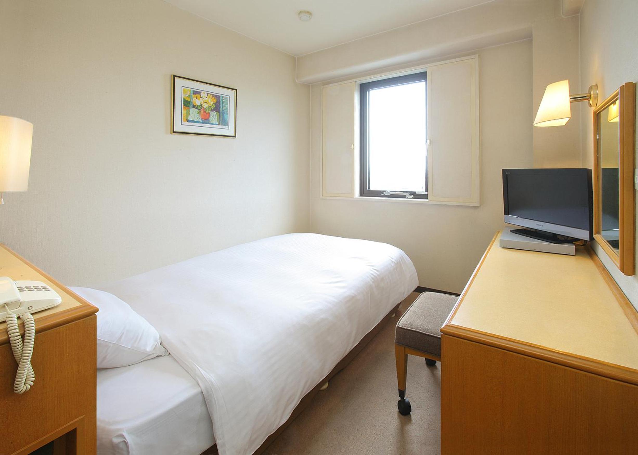 Single Room - Non-Smoking