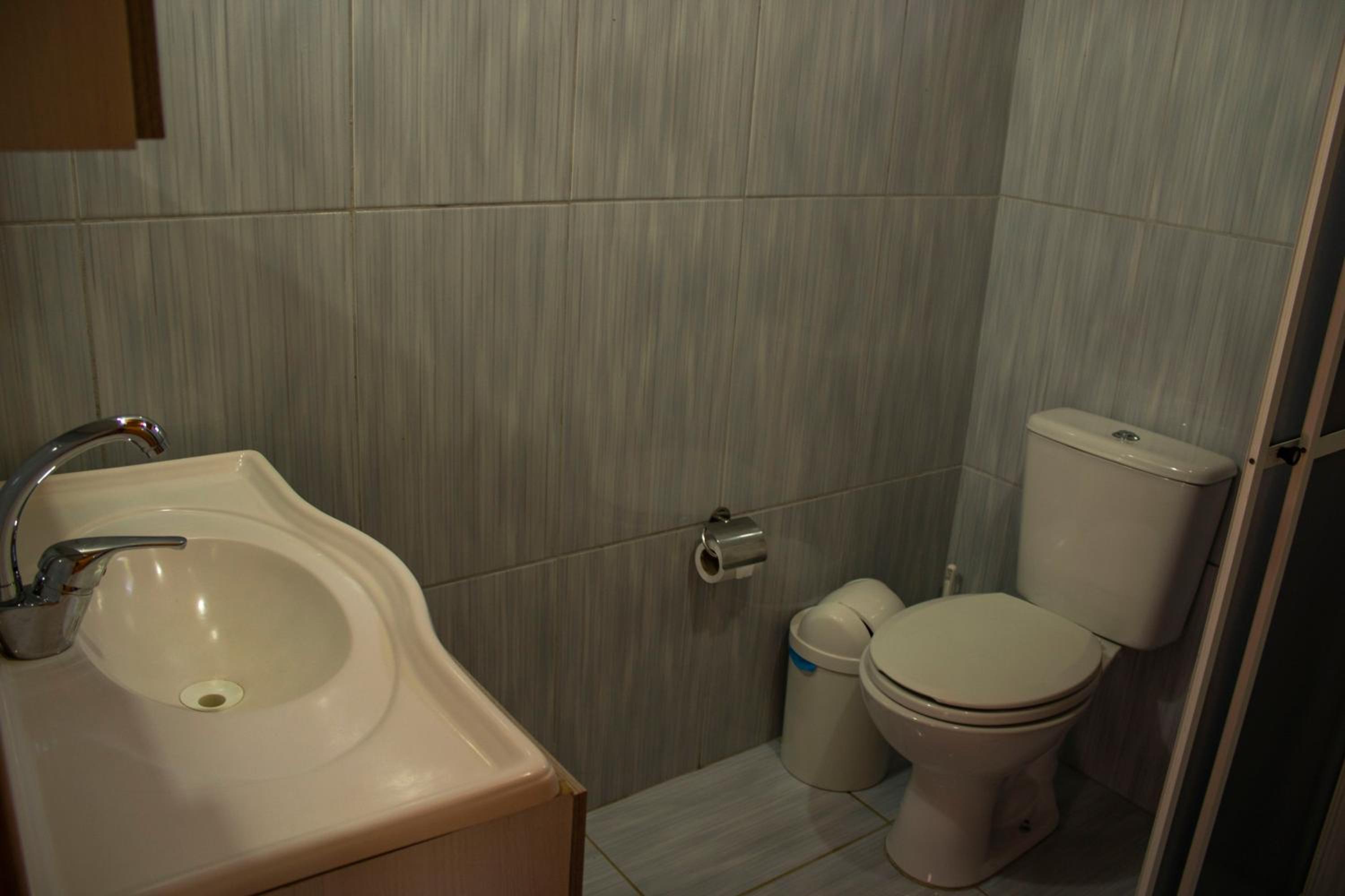 Superior Suite - Photo 8
