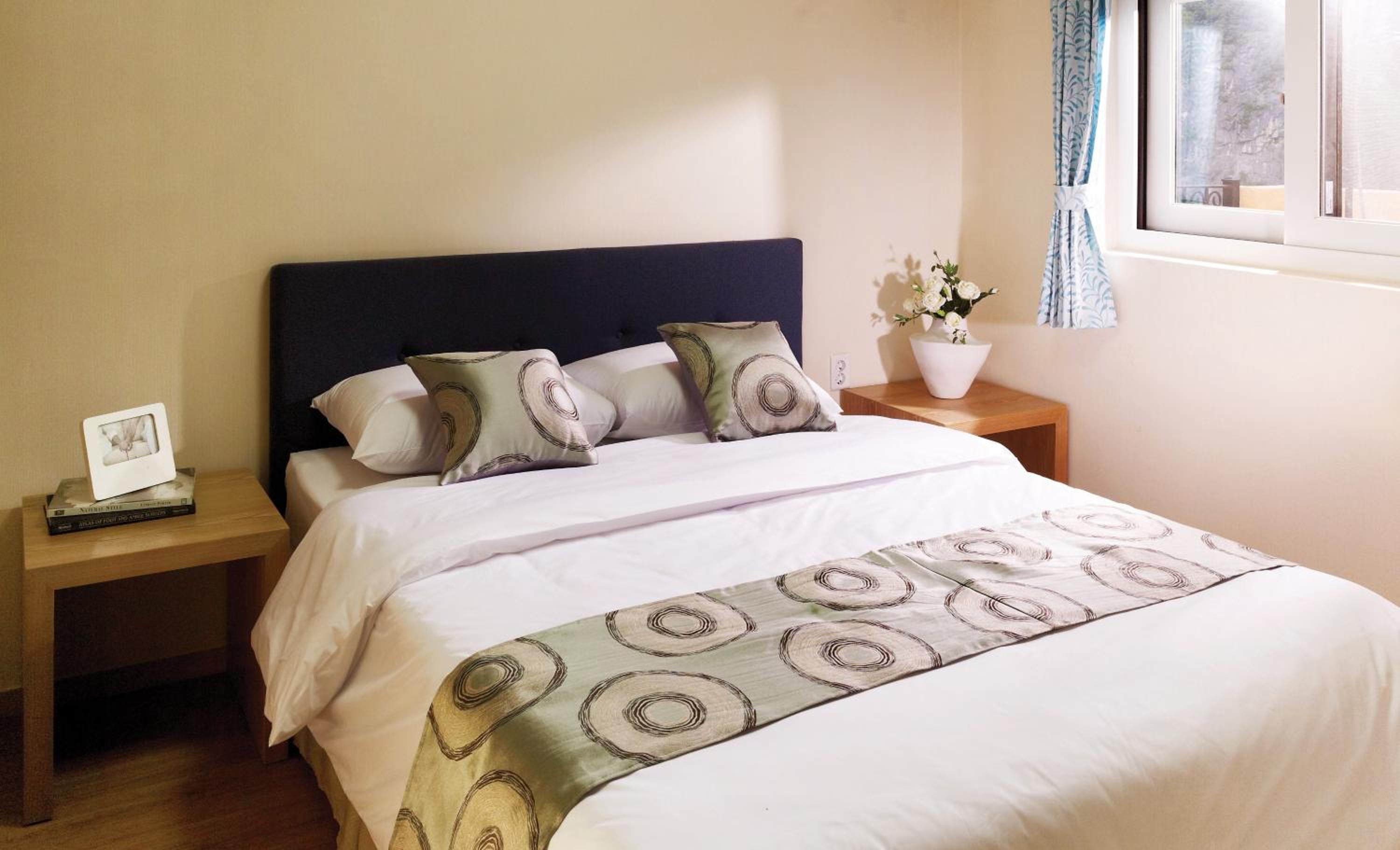 Deluxe Room - Photo 1