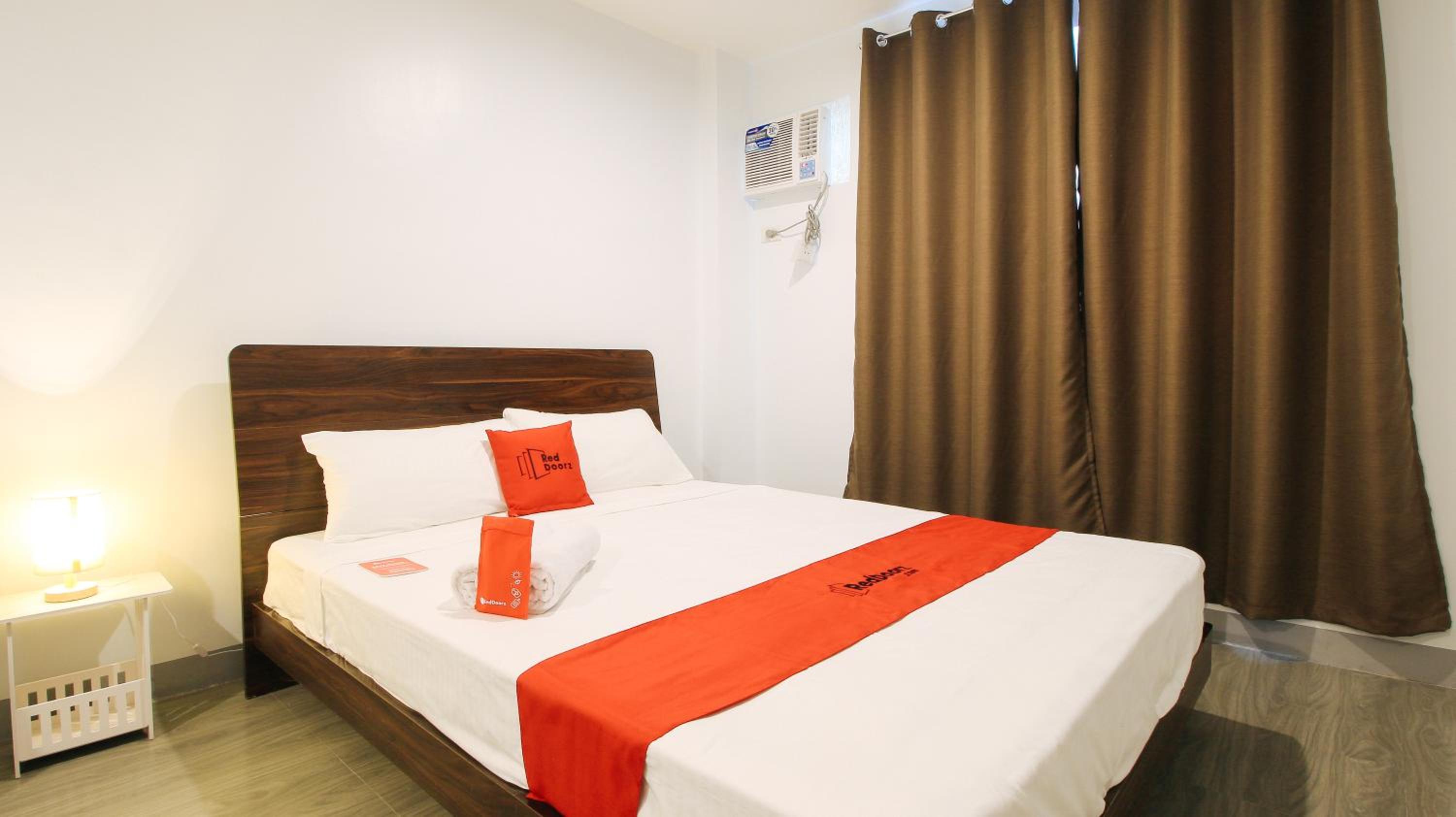 Deluxe Room - Photo 4