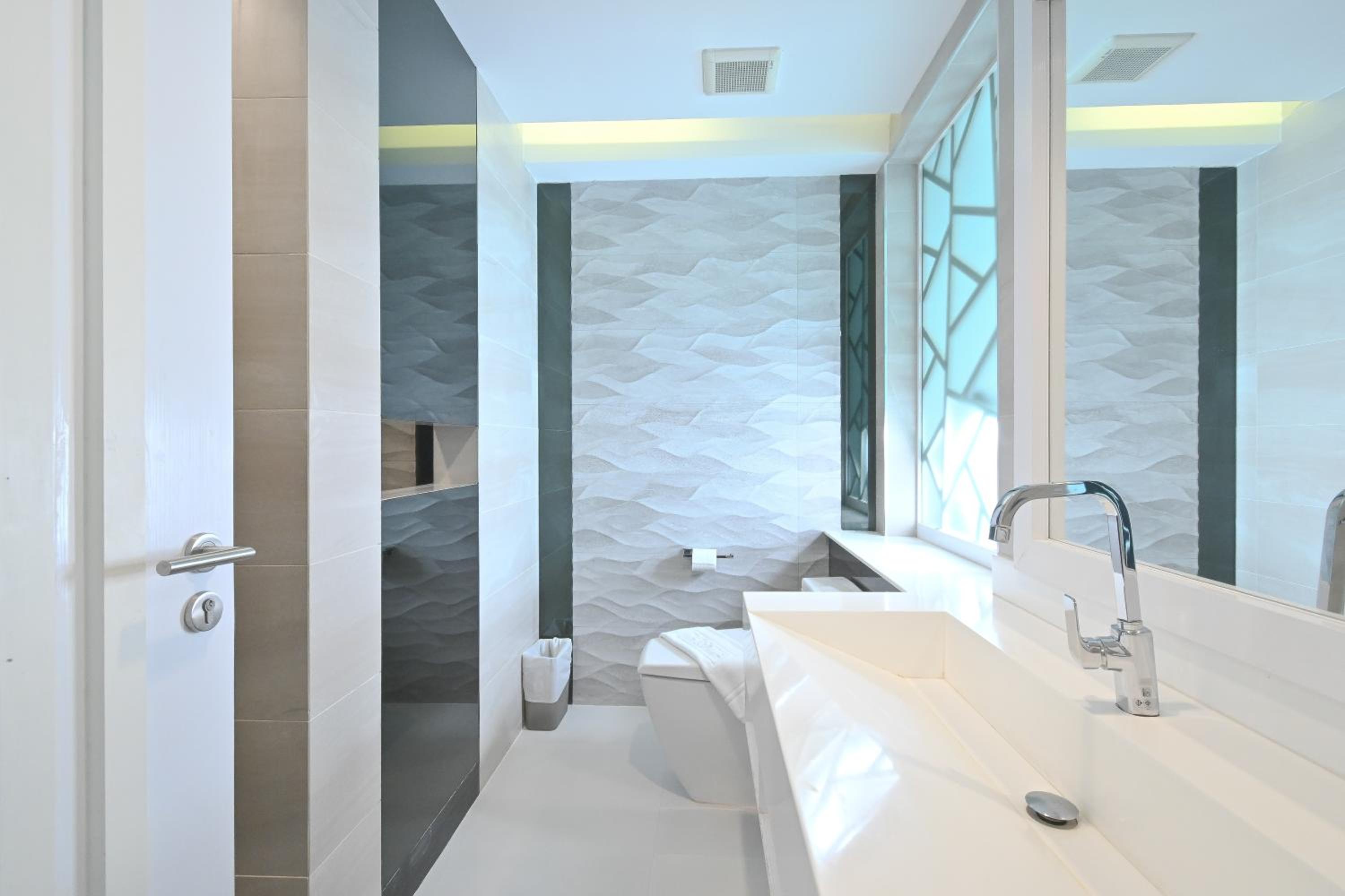 Deluxe Triple Room - Photo 7