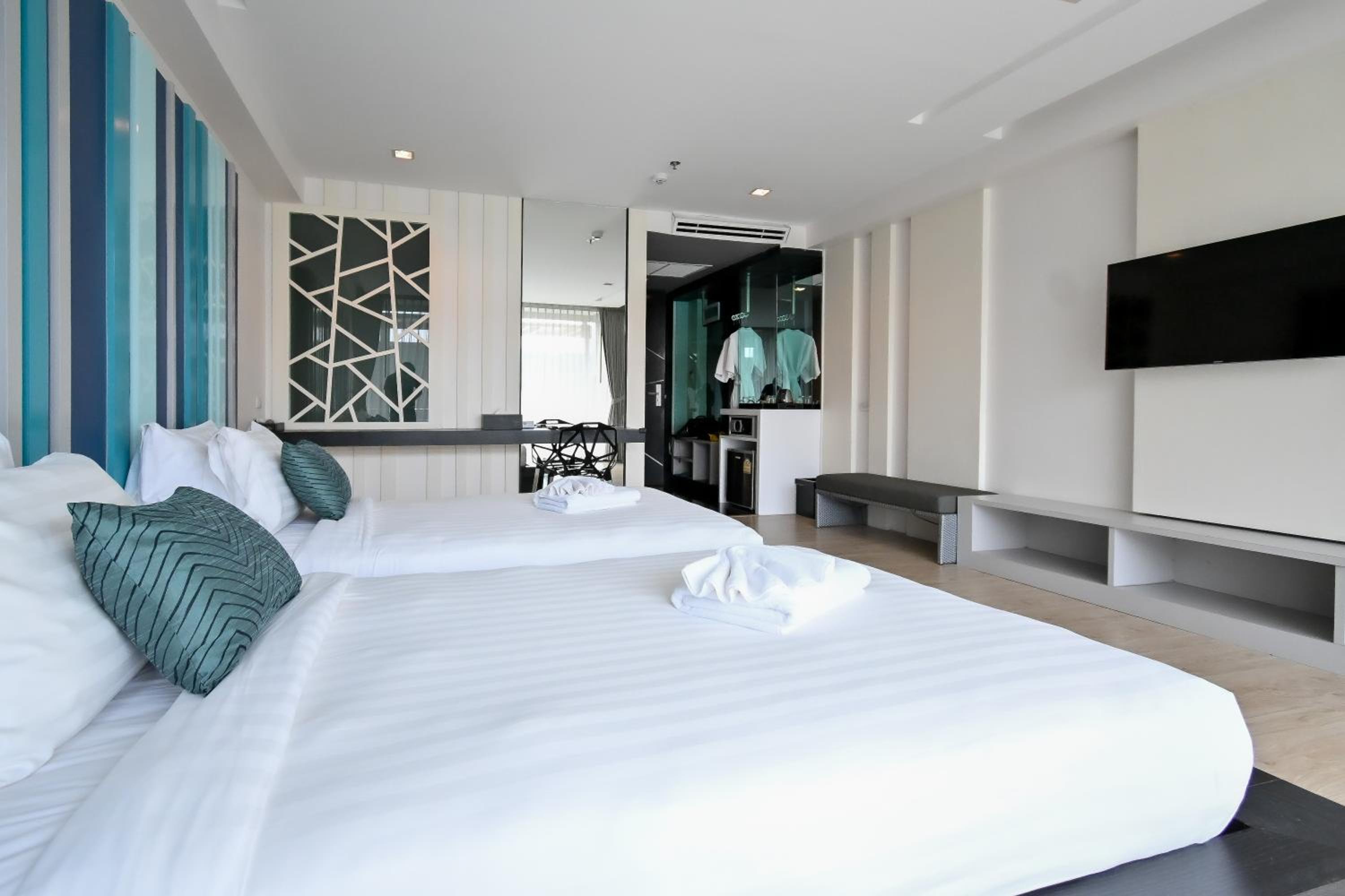 Deluxe Twin Room - Photo 4