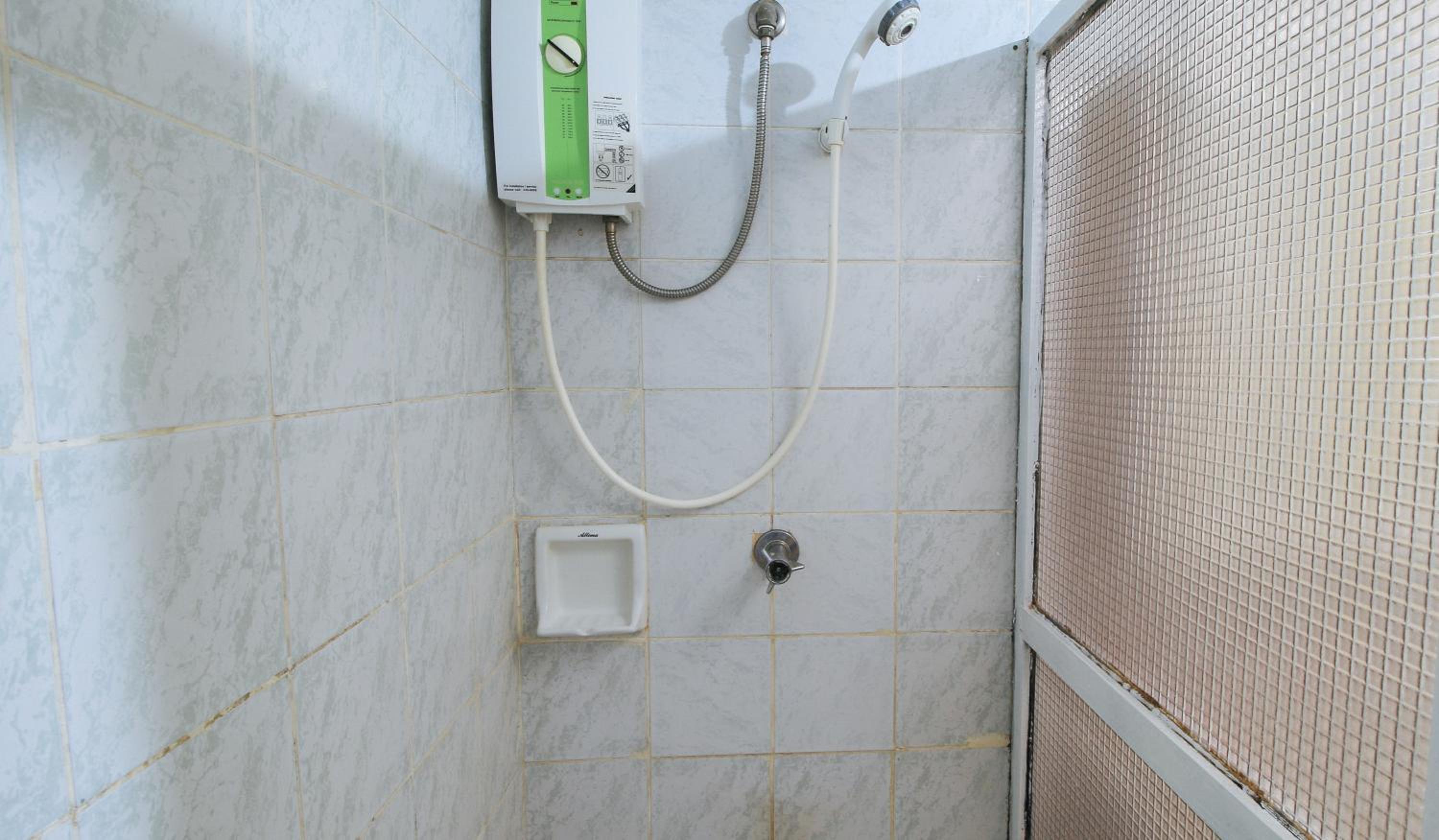 Standard Double Room - Photo 14