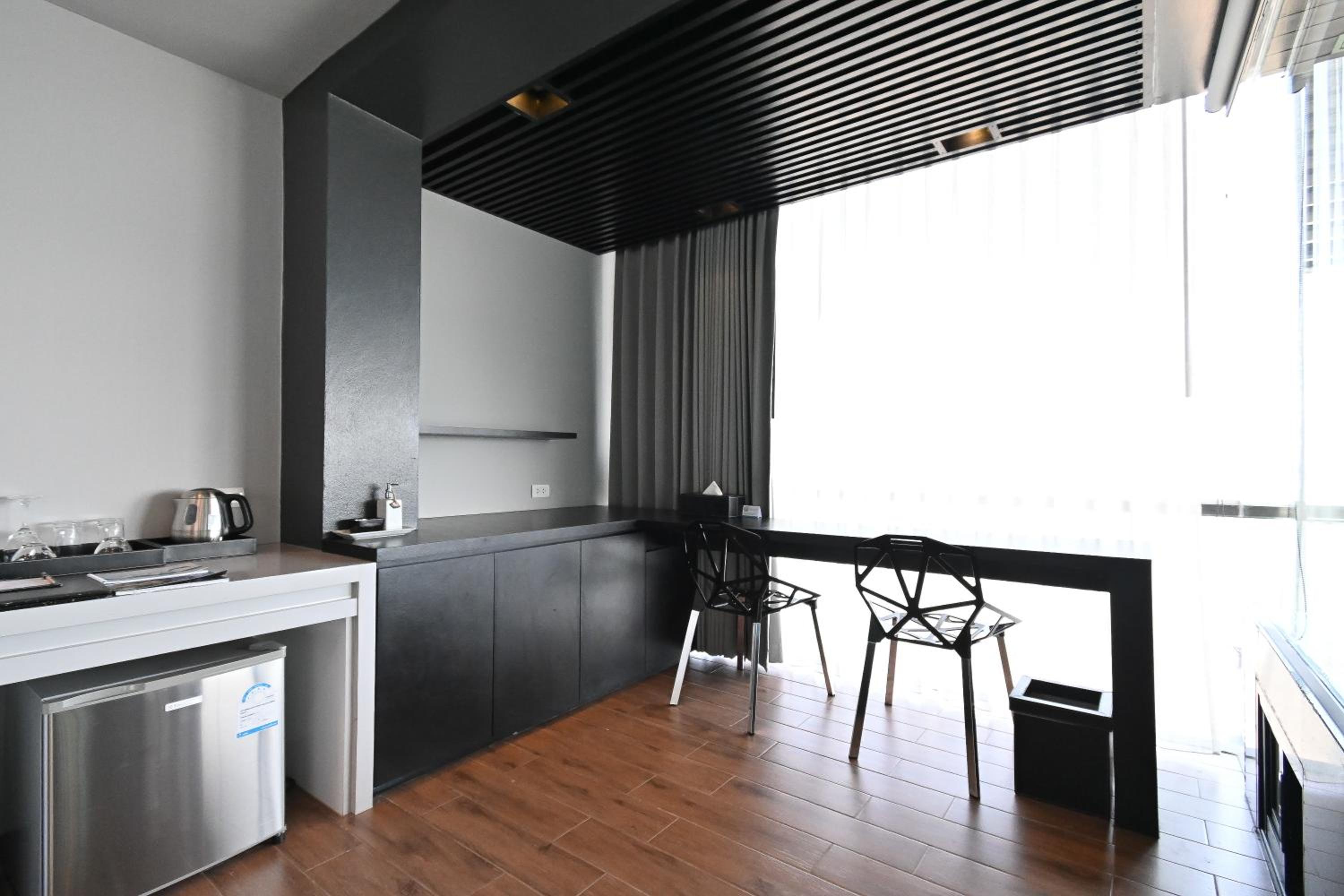 Suite with Sea View - Photo 5